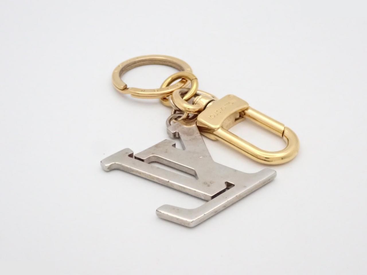 charm — view 2