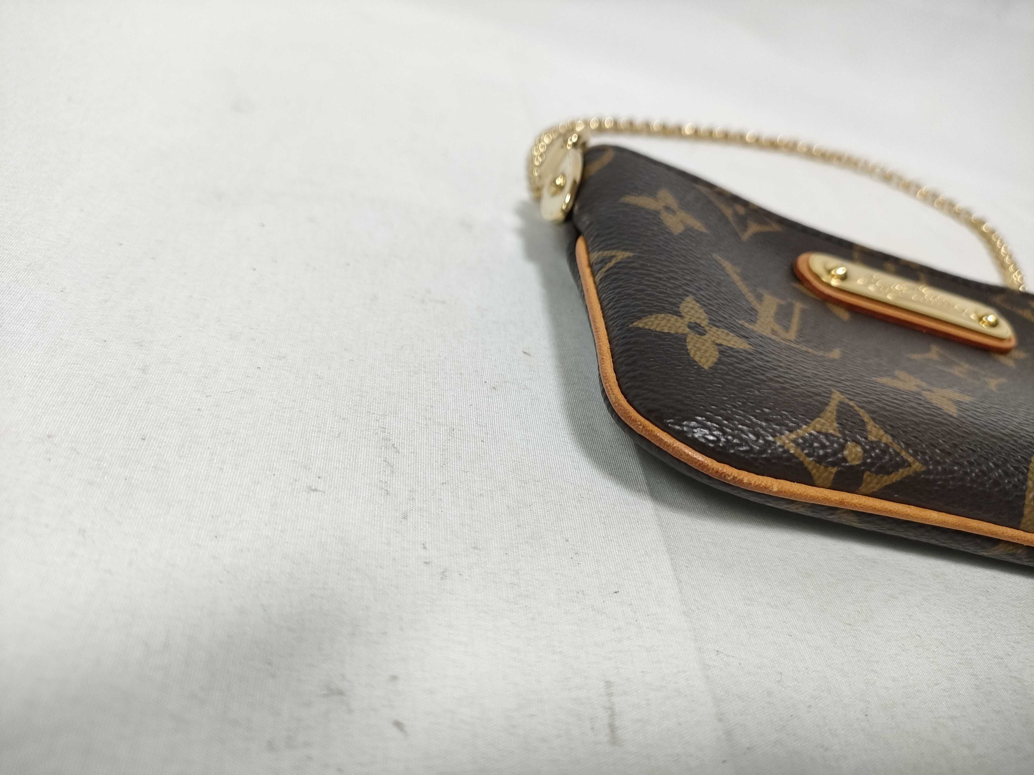 Monogram Louis Vuitton Monogram Pochette Mila PM Coin Case Chain Handbag — view 4