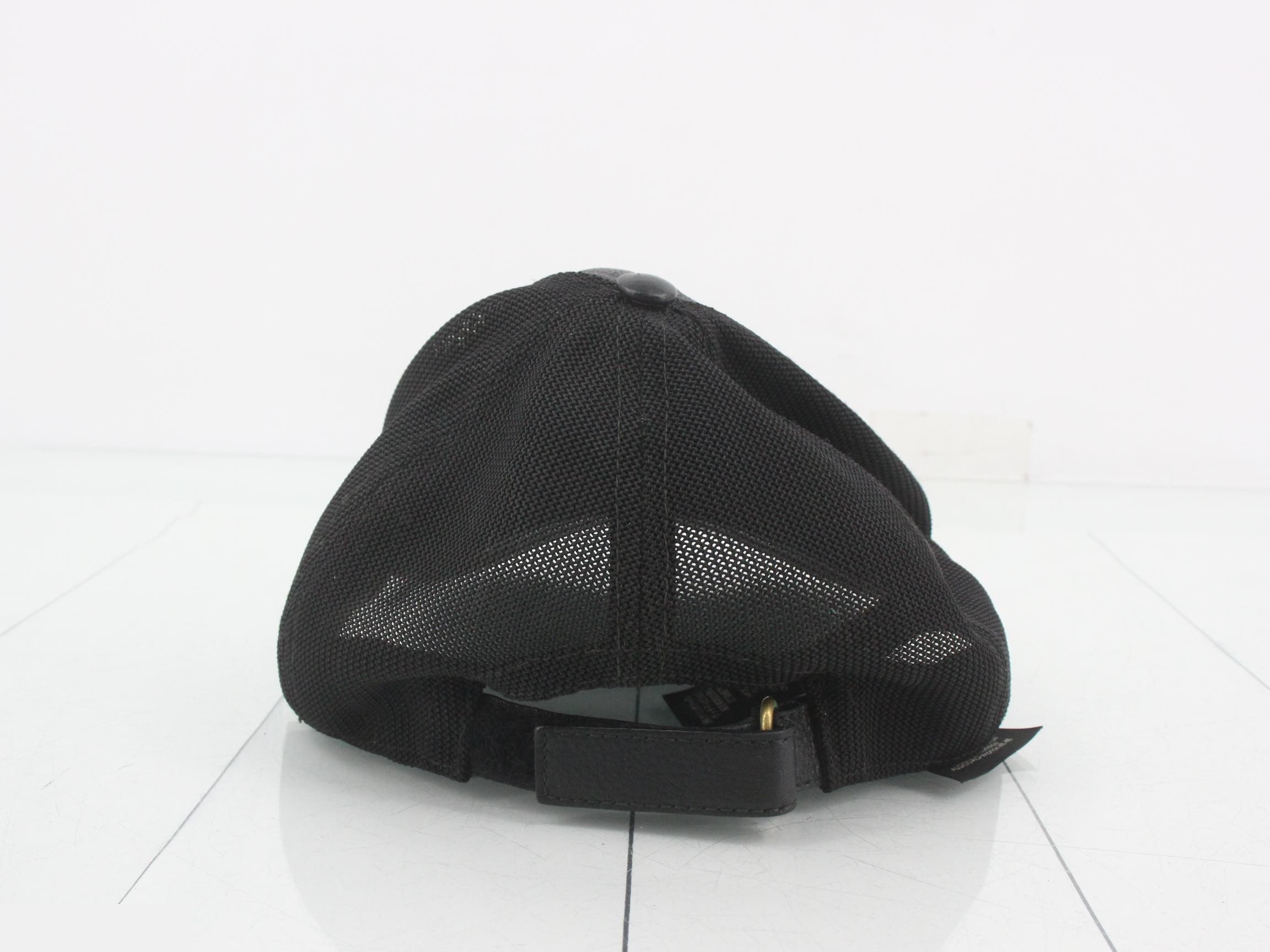 cap — view 2