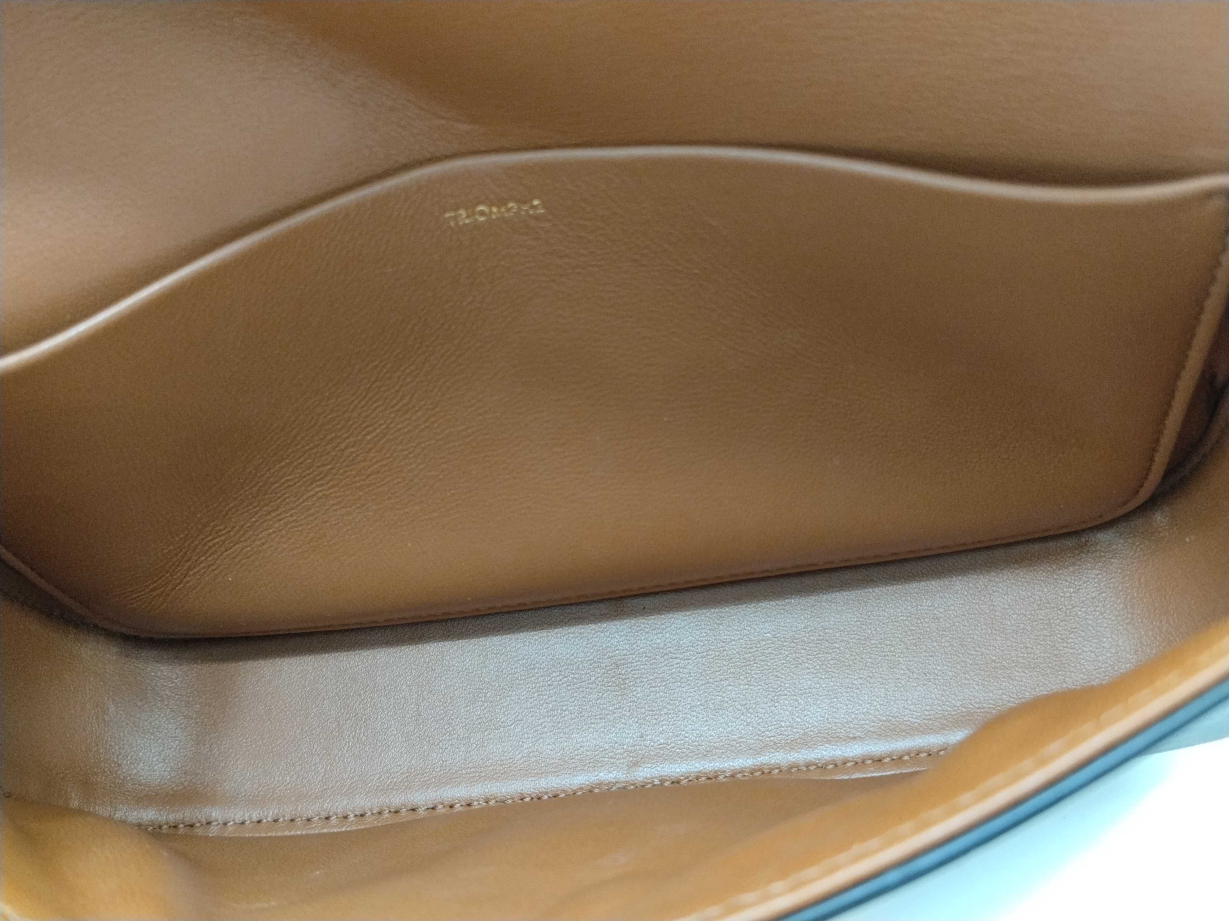 Triomphe Claude Shoulder Bag — view 13