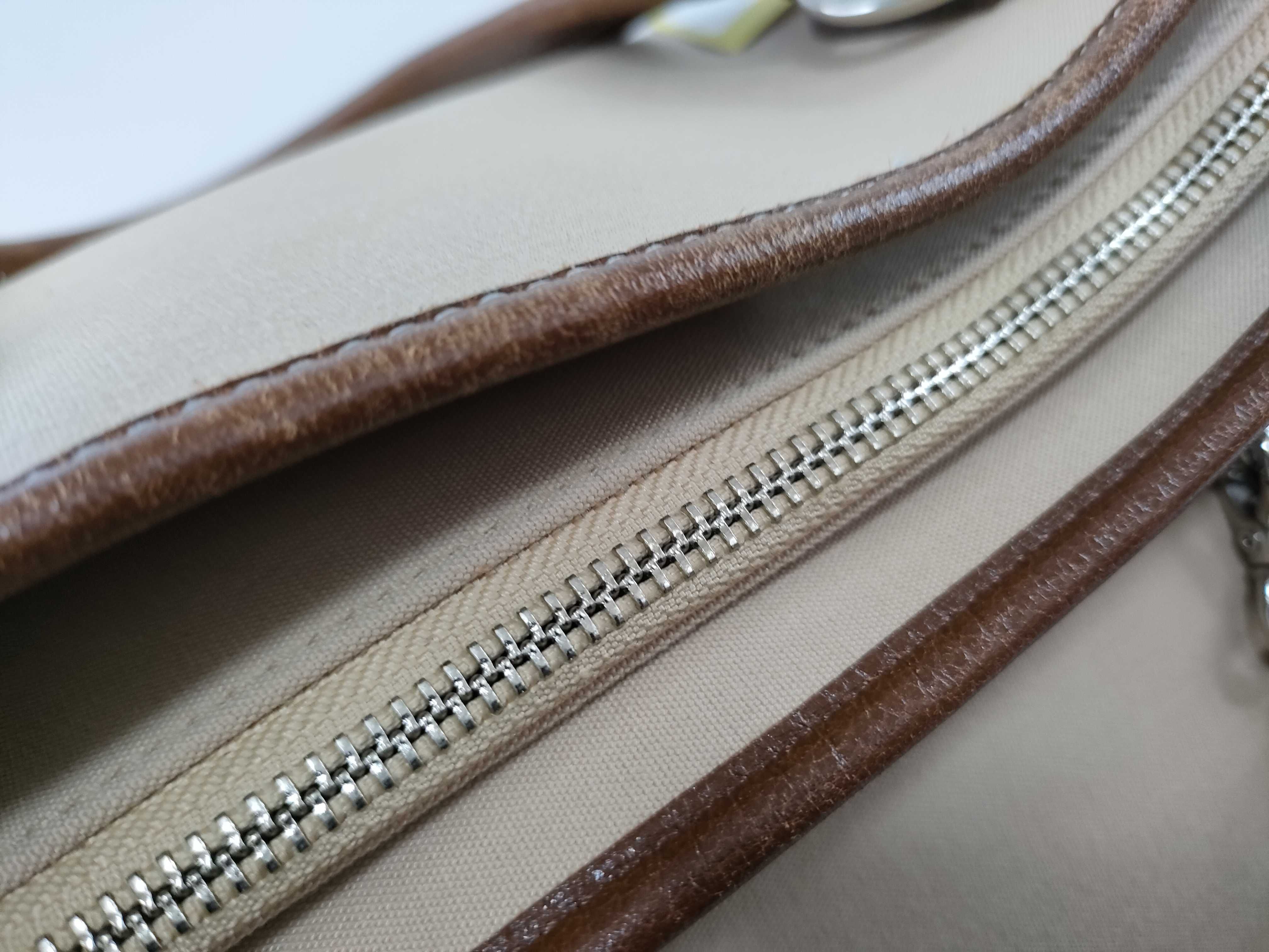 Blue Label Tote Bag — view 9