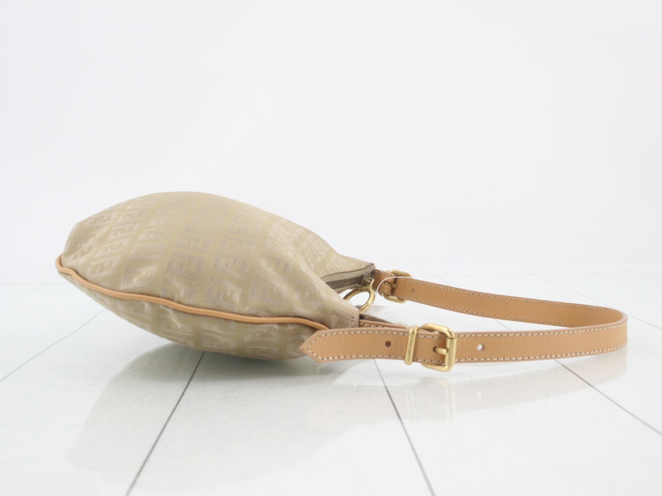 Zucchino Shoulder Bag, Canvas/Leather, Beige — view 3