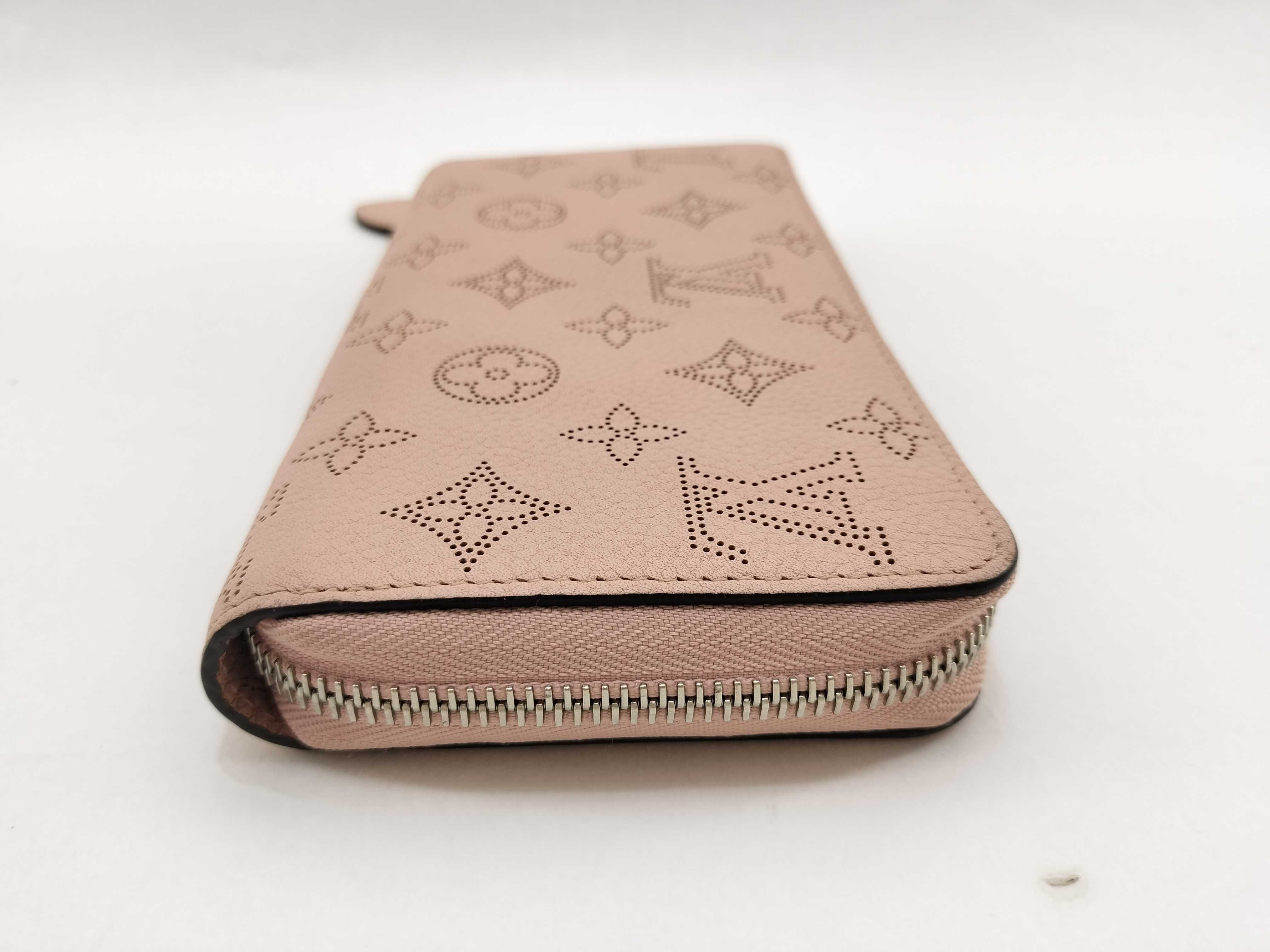 Mahina Monogram Mahina Zippy Wallet Magnolia — view 3