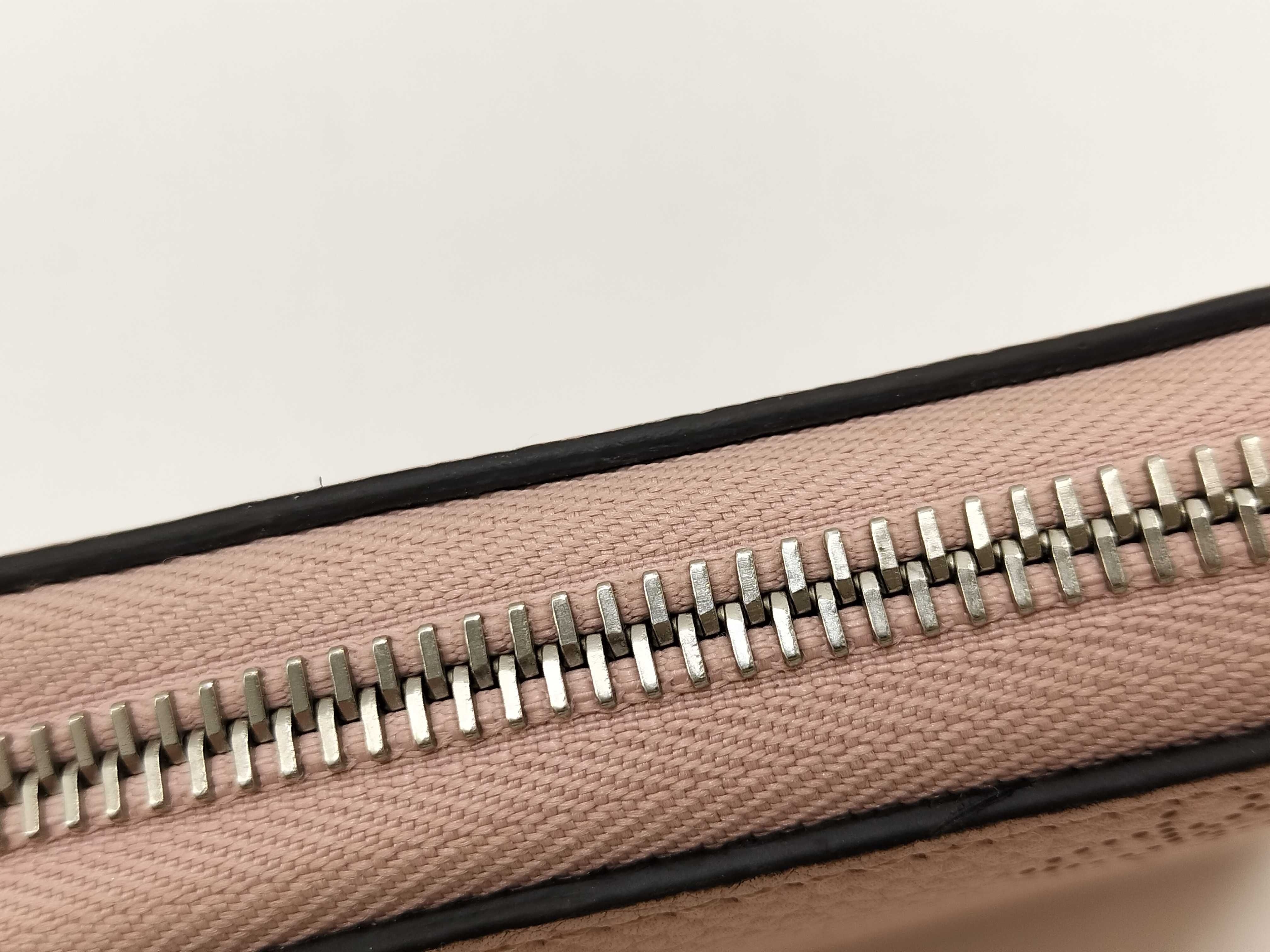 Mahina Monogram Mahina Zippy Wallet Magnolia — view 8
