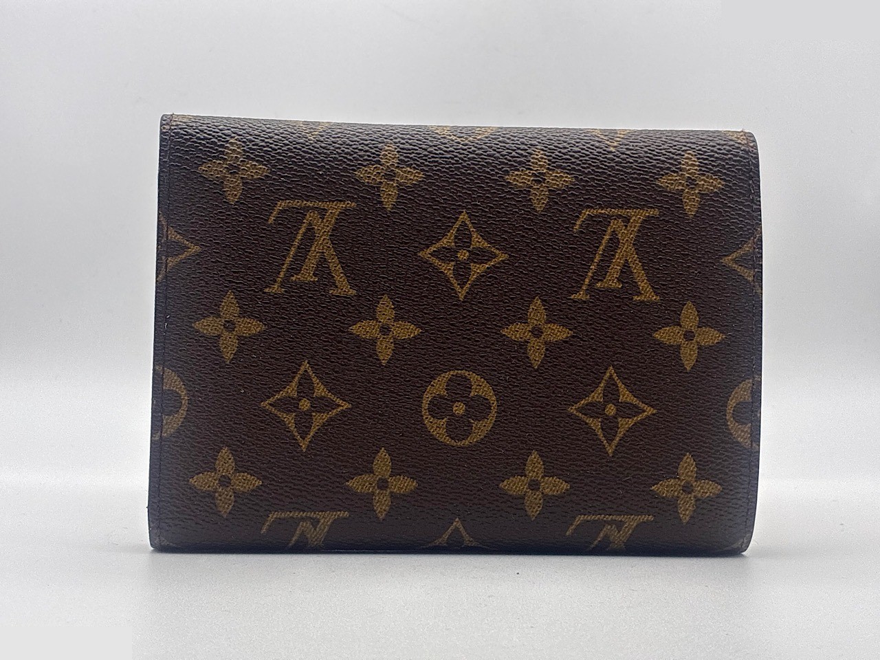 Monogram Papier — view 2