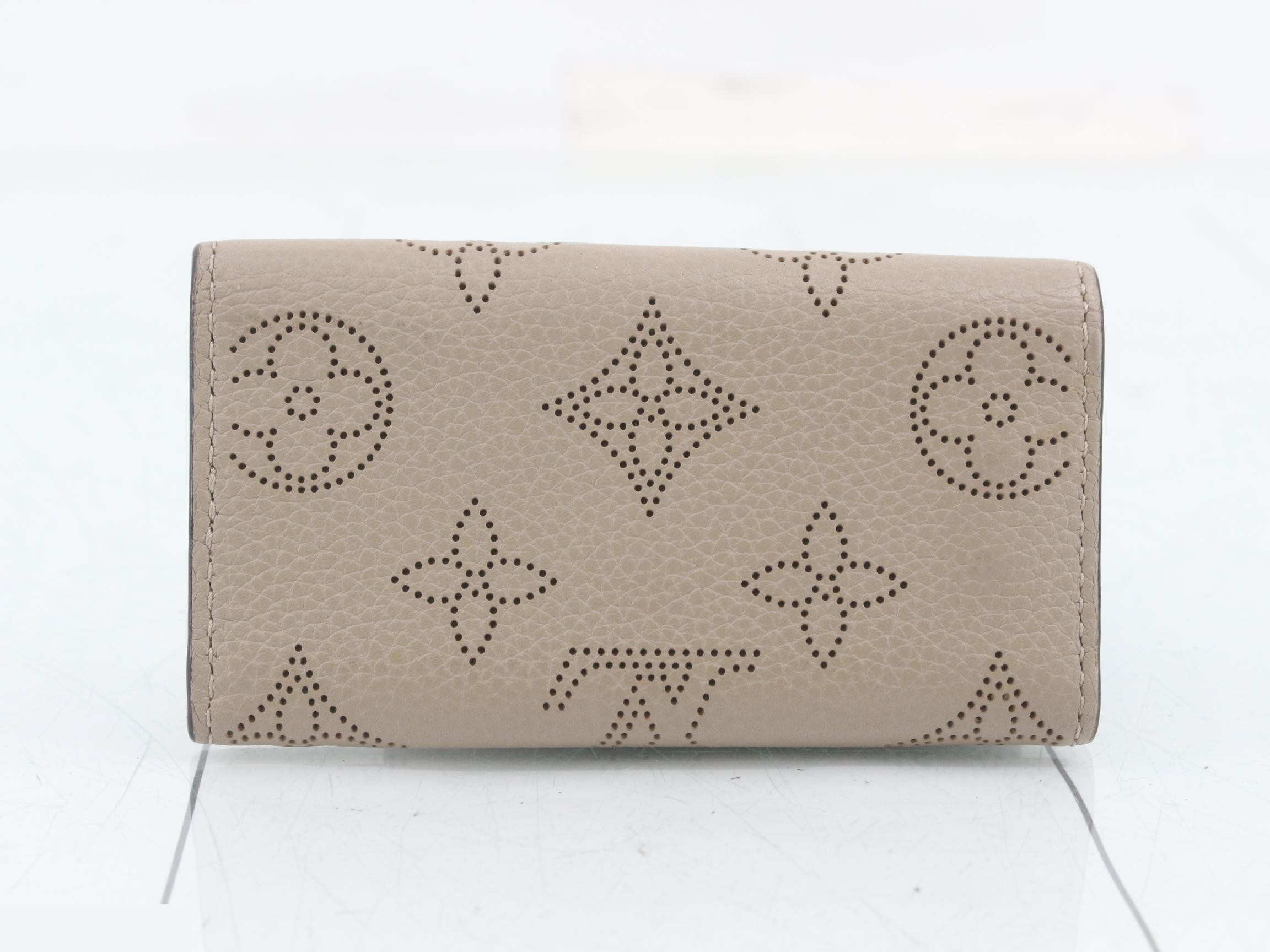 M64055 Mahina Multicle 4 — view 2