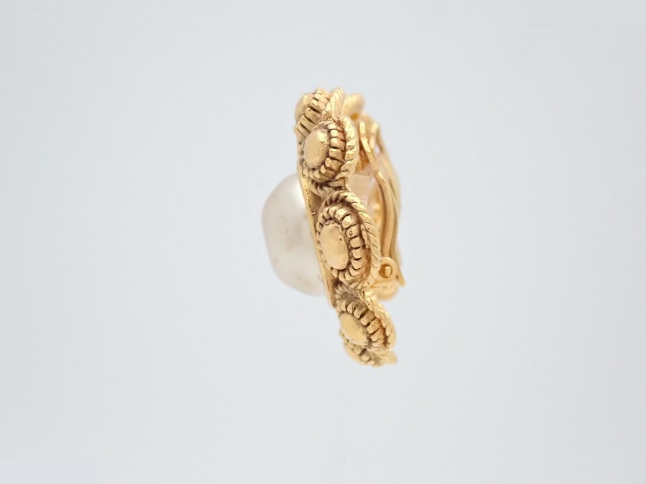Pearl and gold earrings — view 3