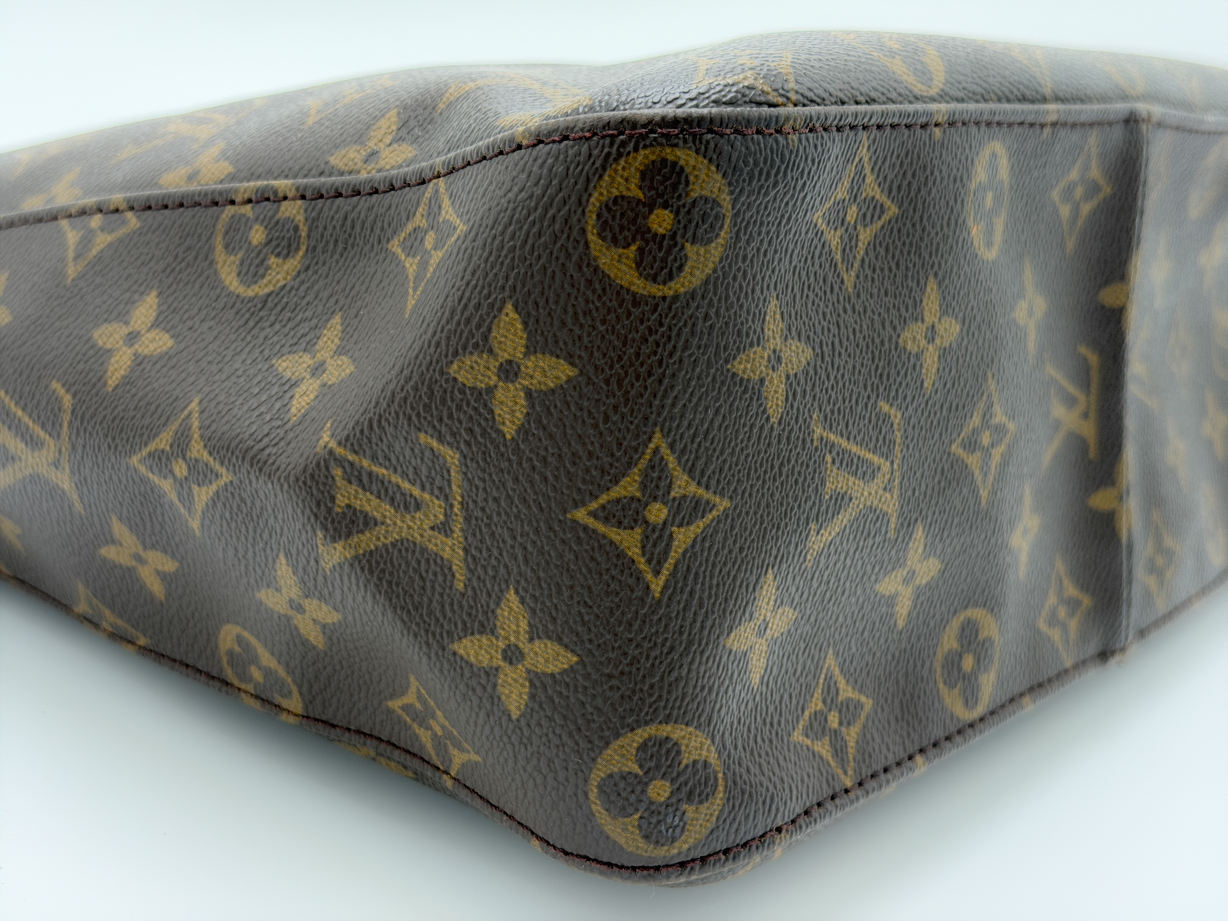 Monogram M51145 Looping GM MI0090 Shoulder Bag — view 8