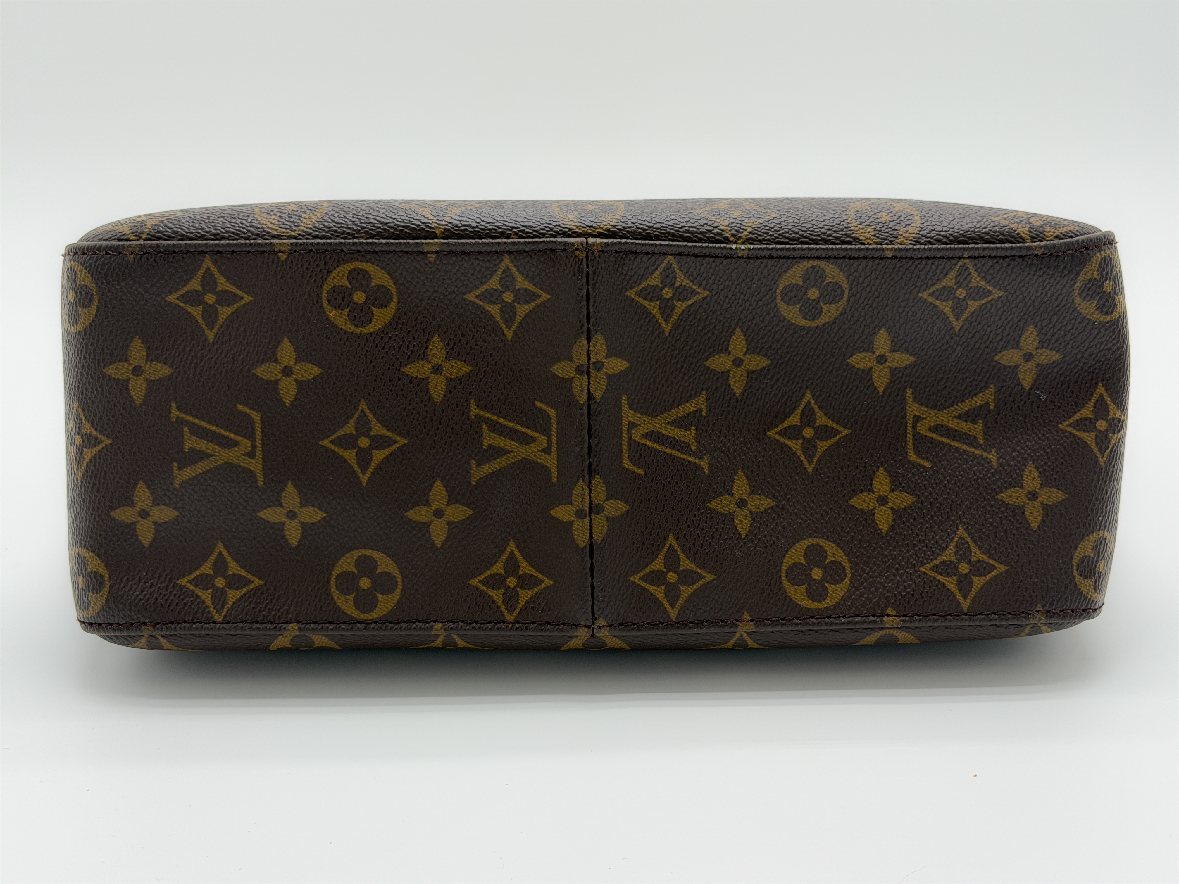 Monogram M51145 Looping GM MI0090 Shoulder Bag — view 9