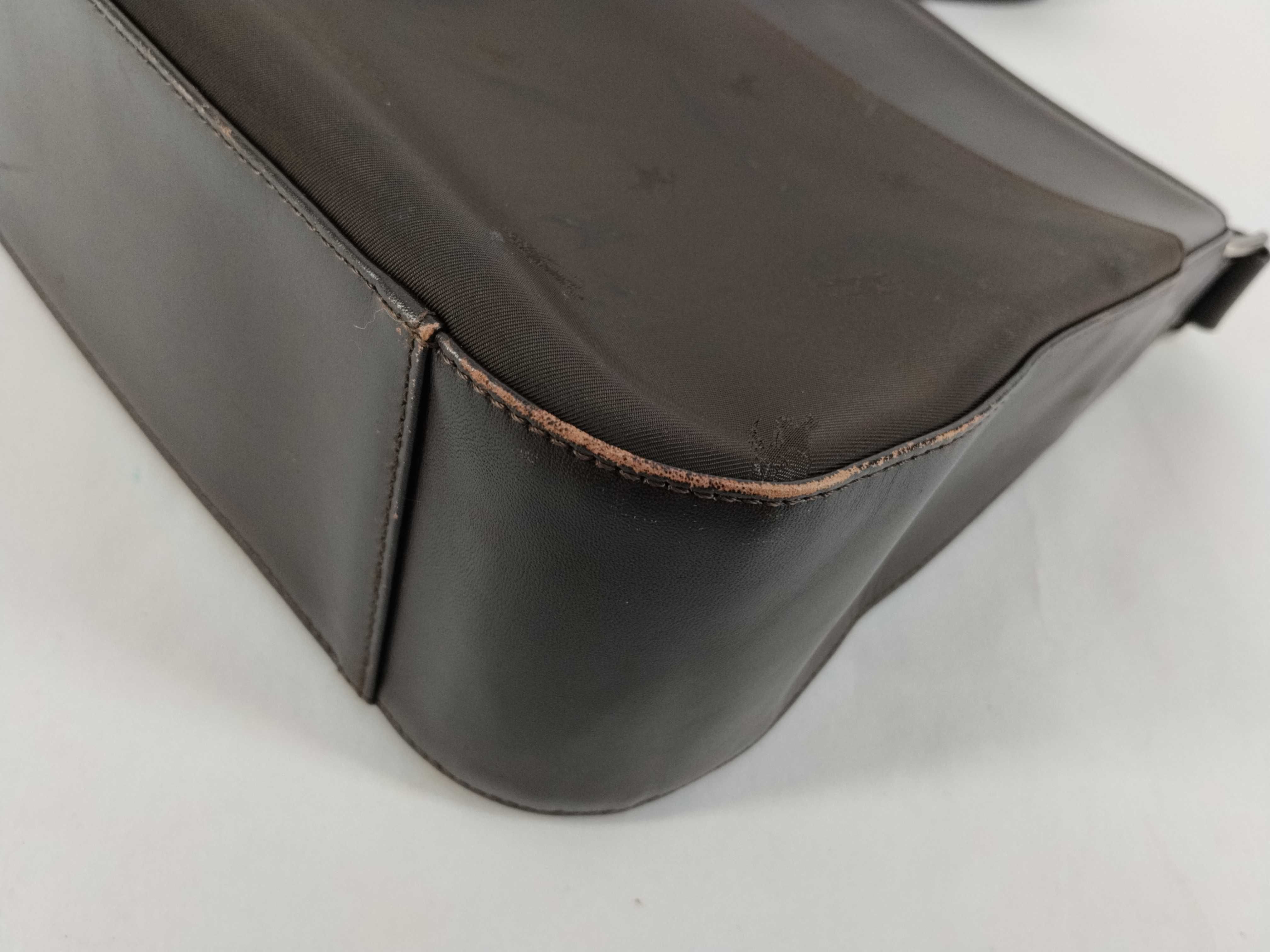 One-Shoulder Bag (Shoulder Bag) — view 6