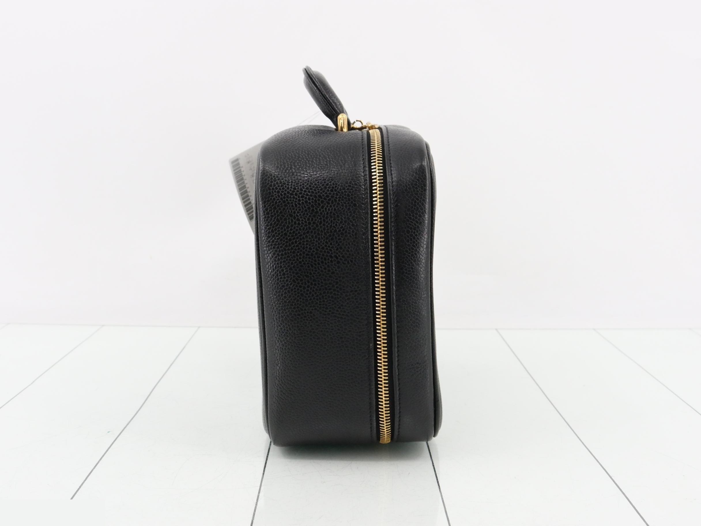 Caviar 2-Way Vanity Bag with Seal Card — view 4