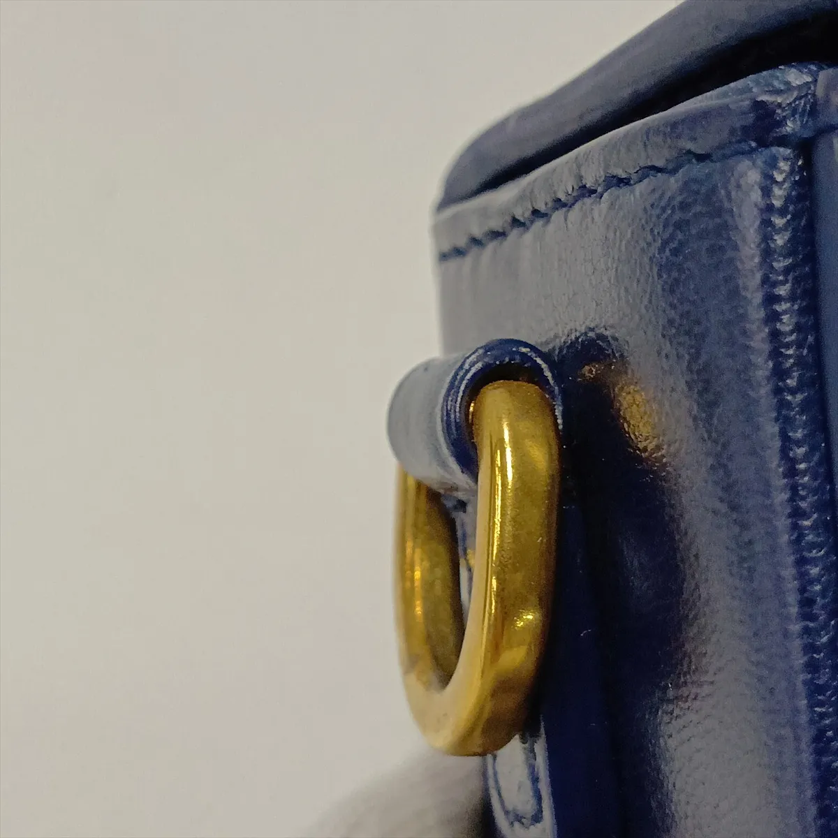 Montaigne 30 Leather Shoulder Bag, Navy — view 9