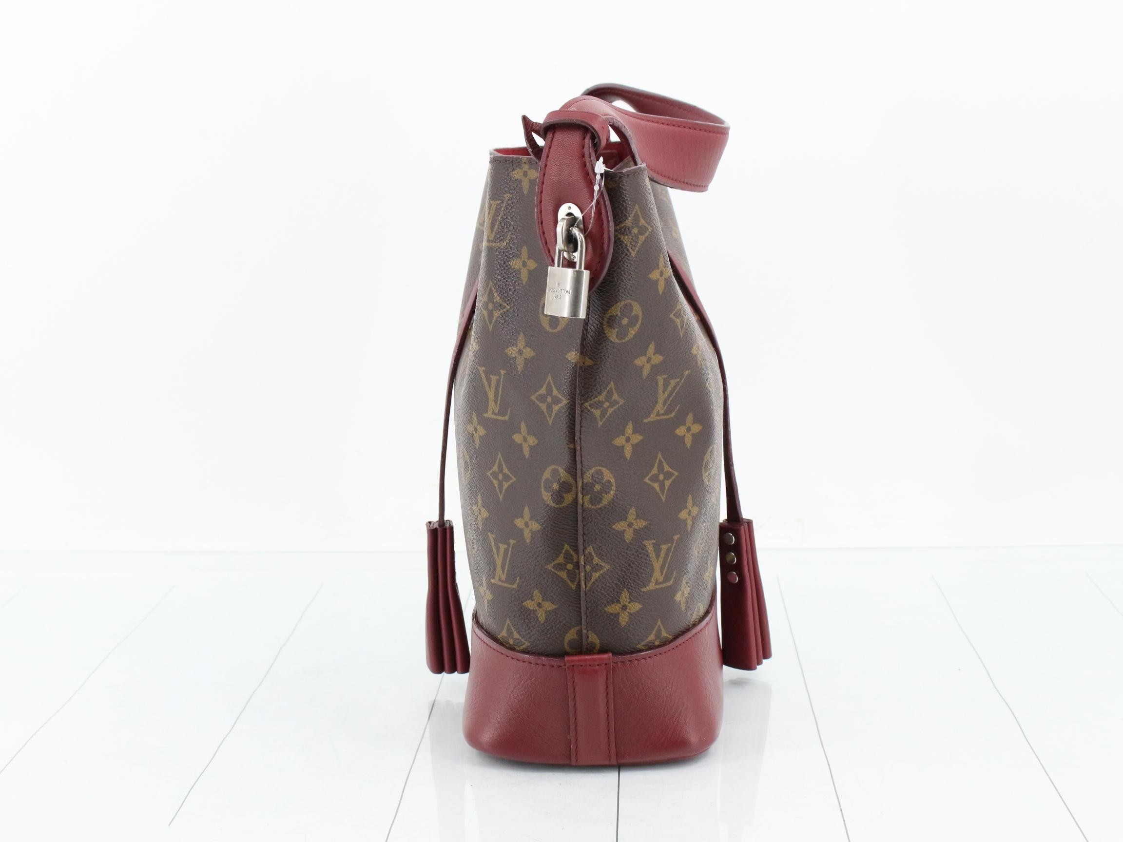 Monogram Idole GM Shoulder Bag with Pouch — view 3