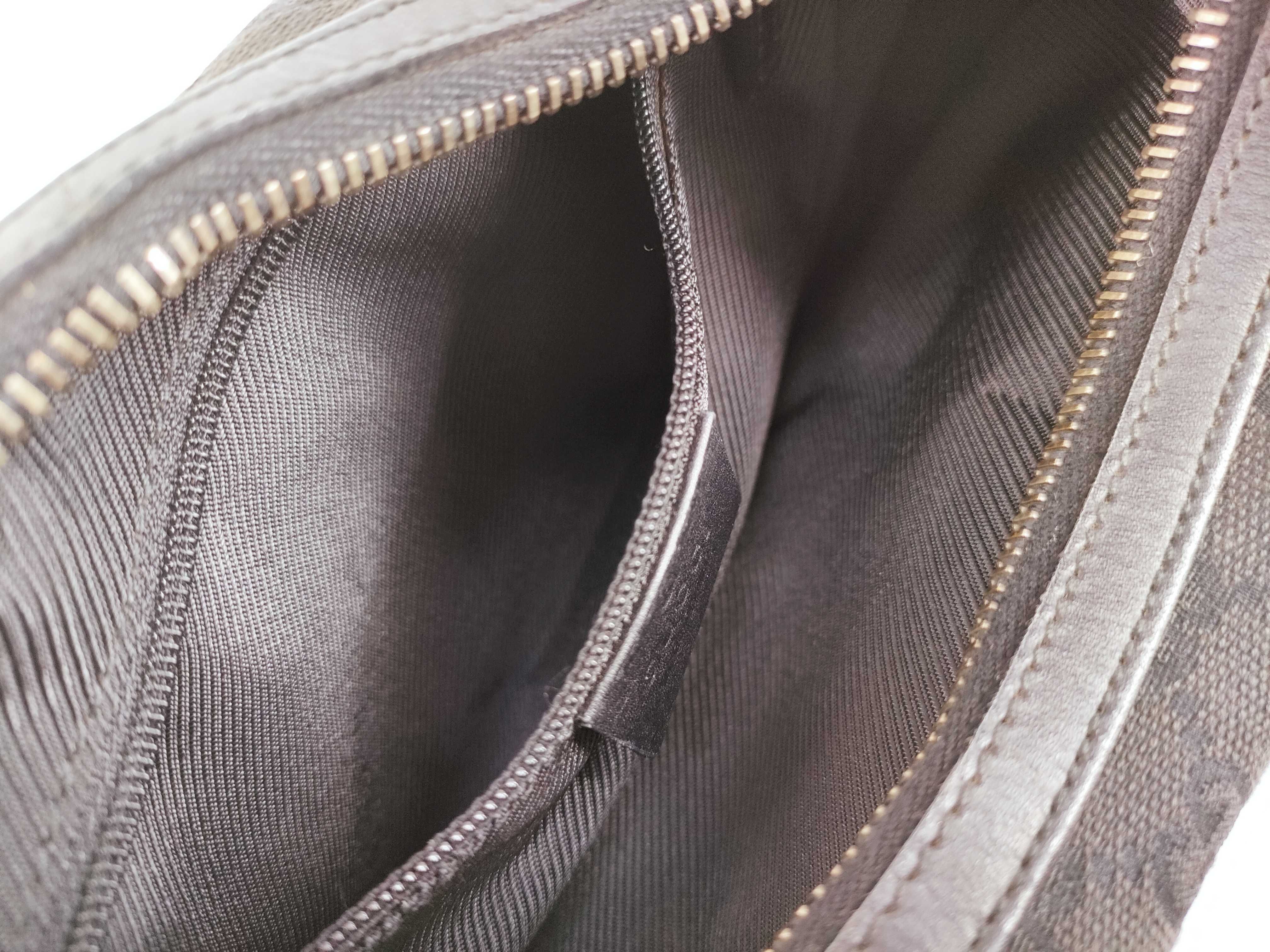 GG Canvas Handbag, Black — view 14