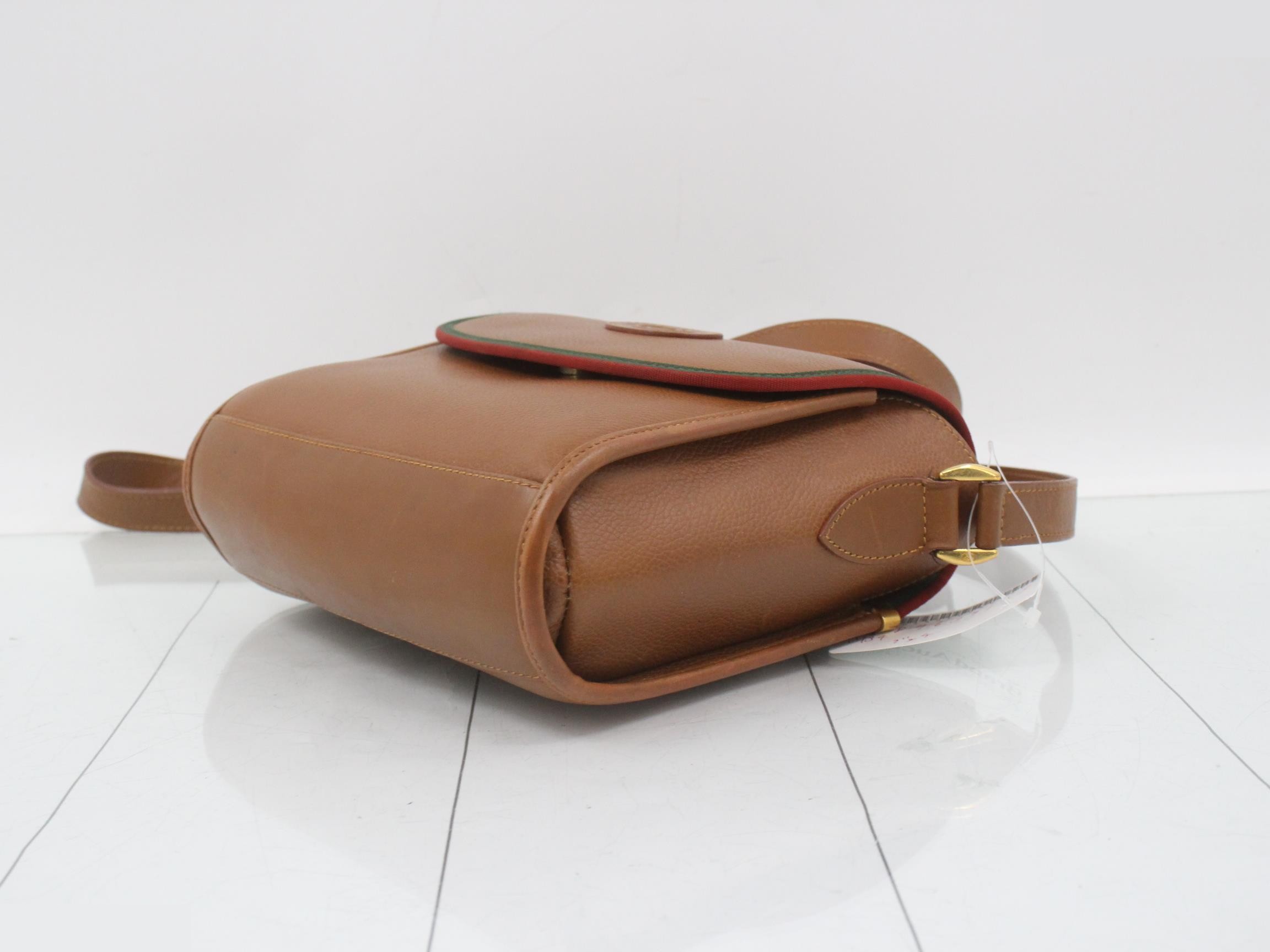 Old Gucci Interlocking Shoulder Bag — view 6