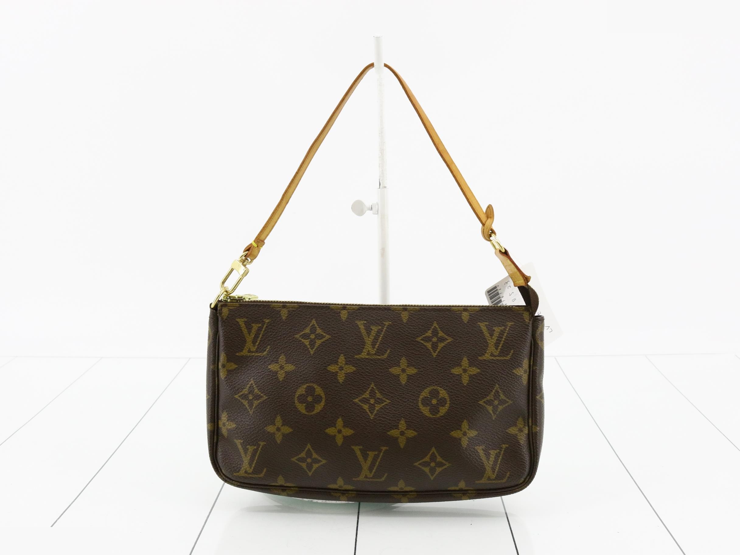 Pochette Accessoires (old model) — view 2
