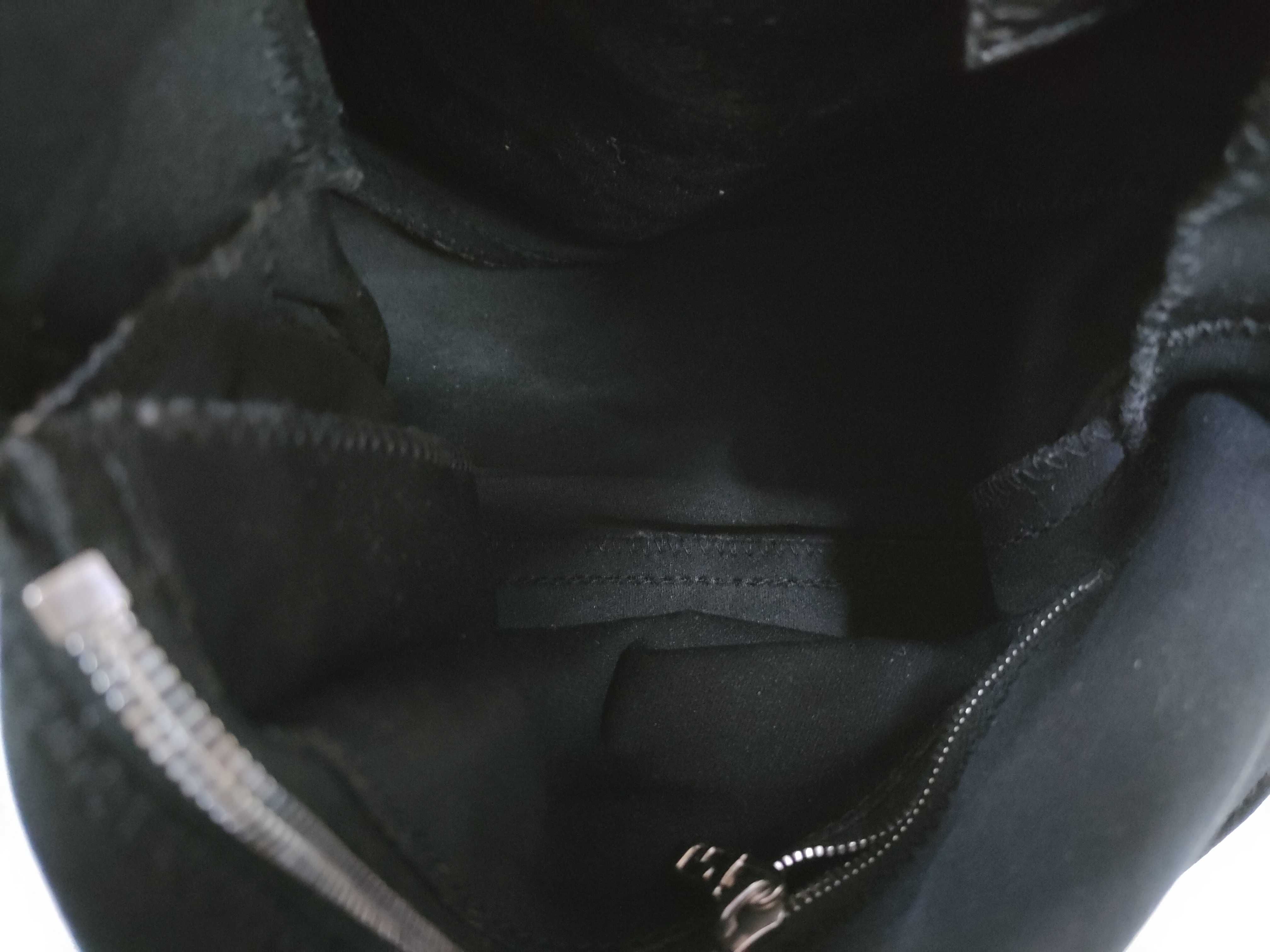 One-Shoulder Bag — view 11