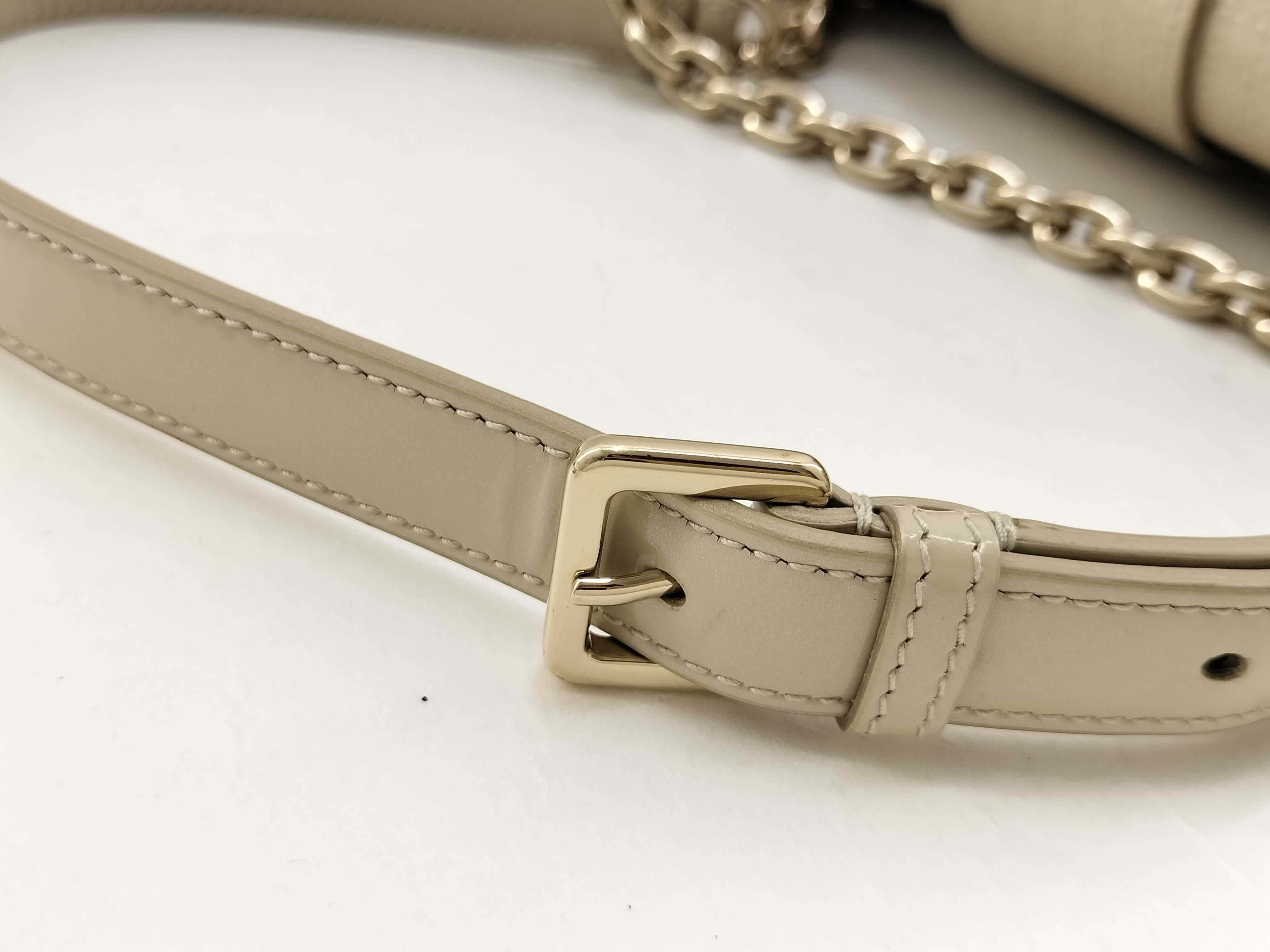 30 Montaigne Chain Shoulder Bag — view 6