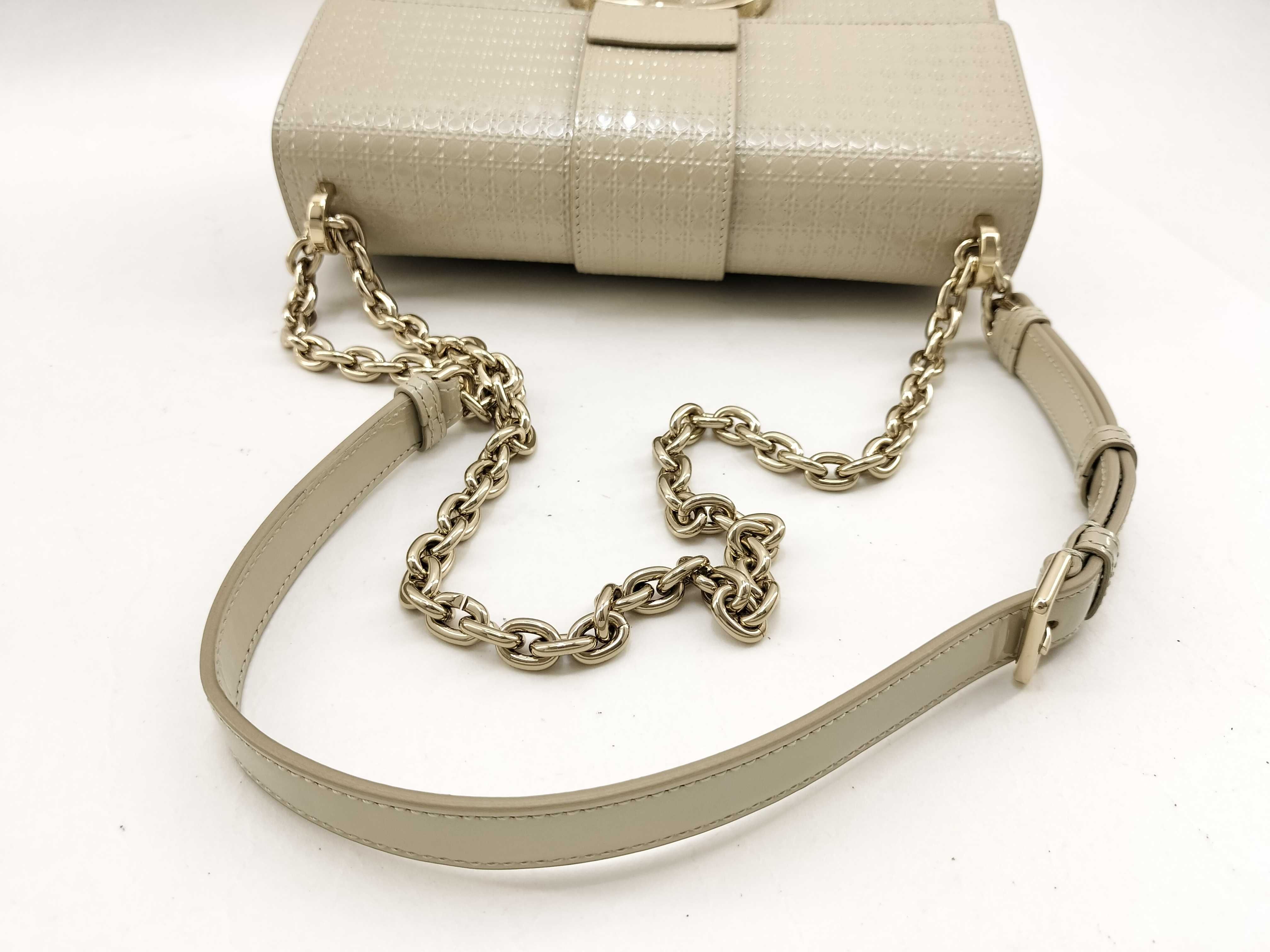 30 Montaigne Chain Shoulder Bag — view 7