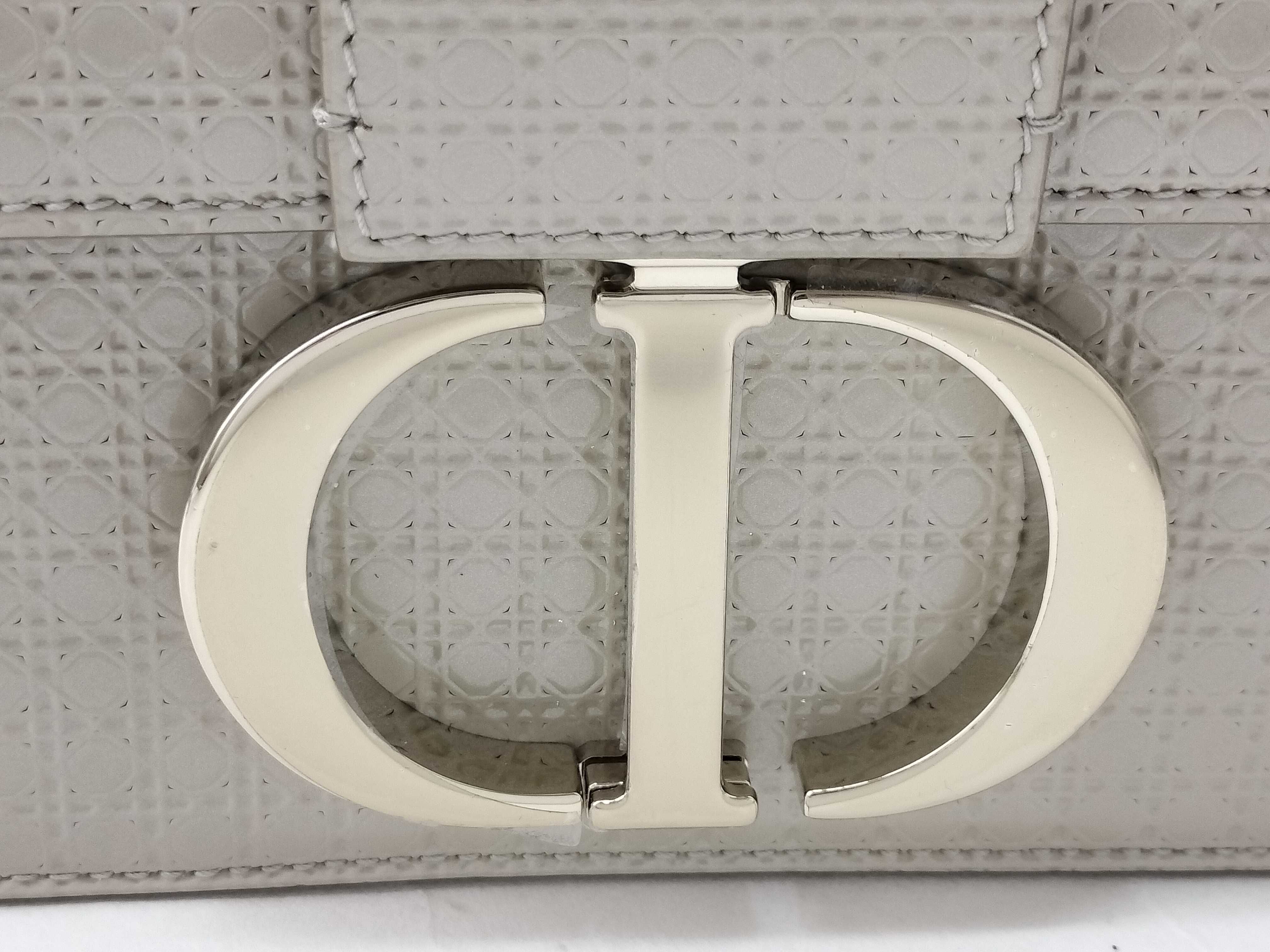30 Montaigne Chain Shoulder Bag — view 8