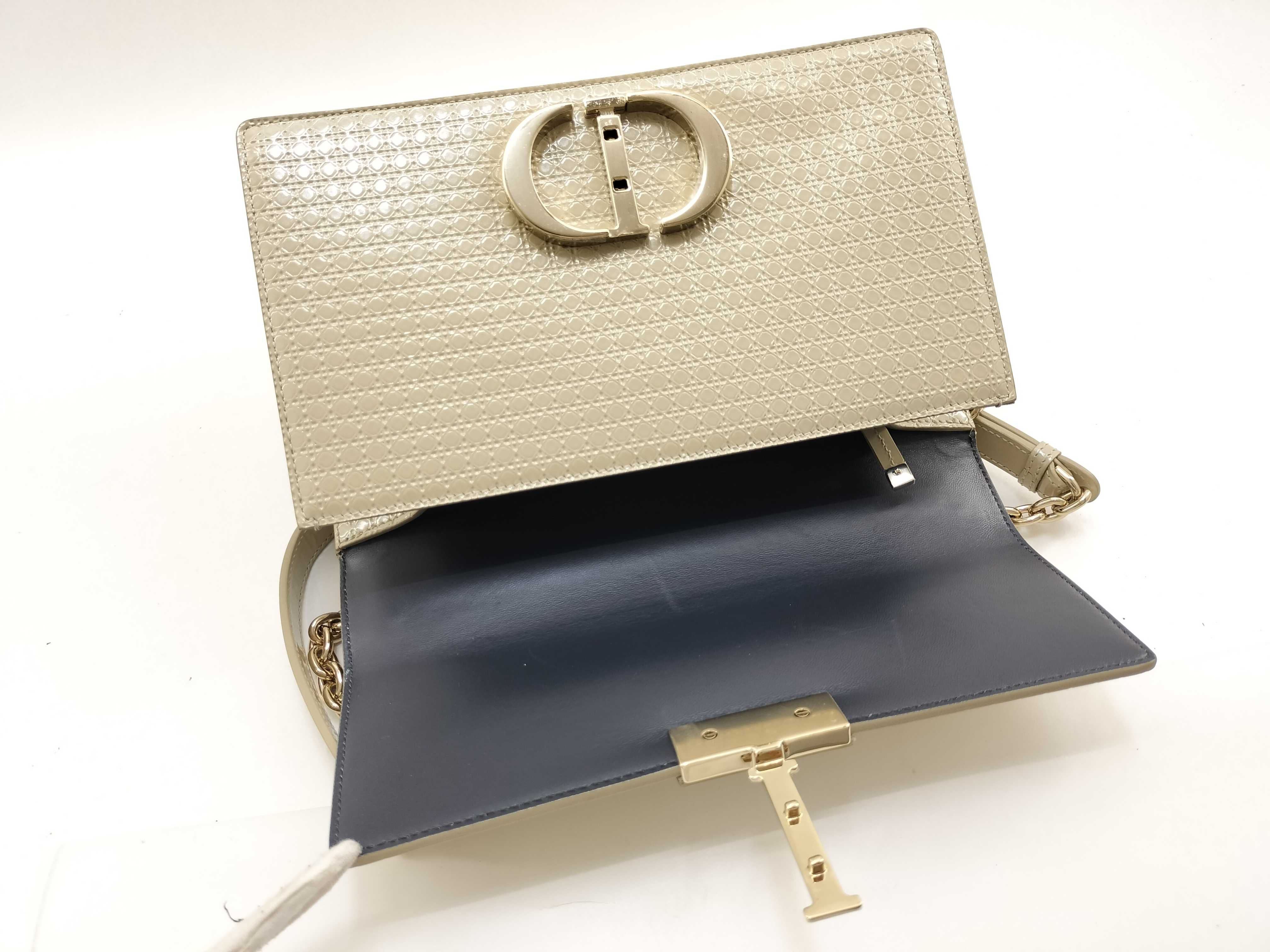 30 Montaigne Chain Shoulder Bag — view 9