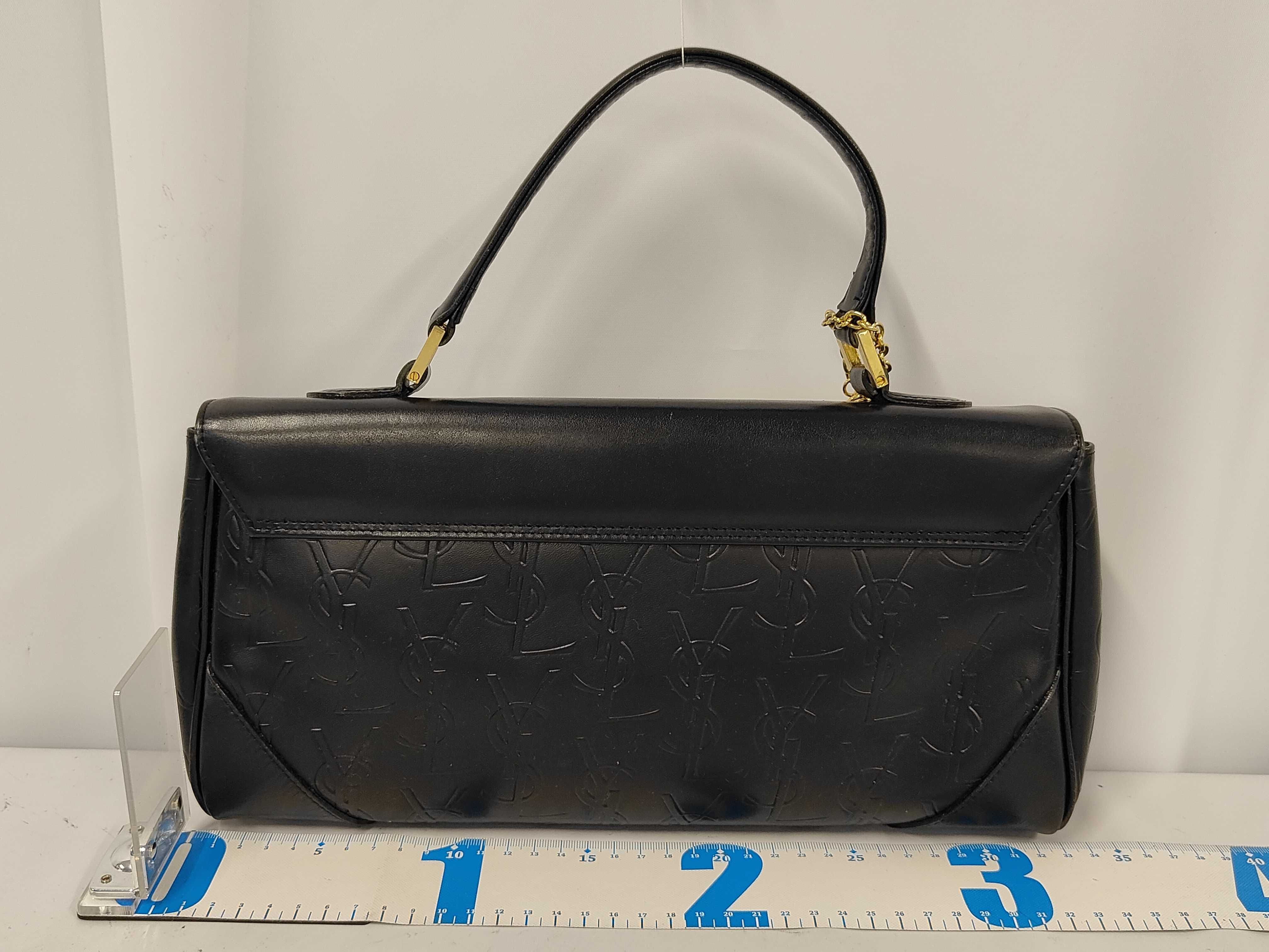 logo charm handbag, black handbag — view 2