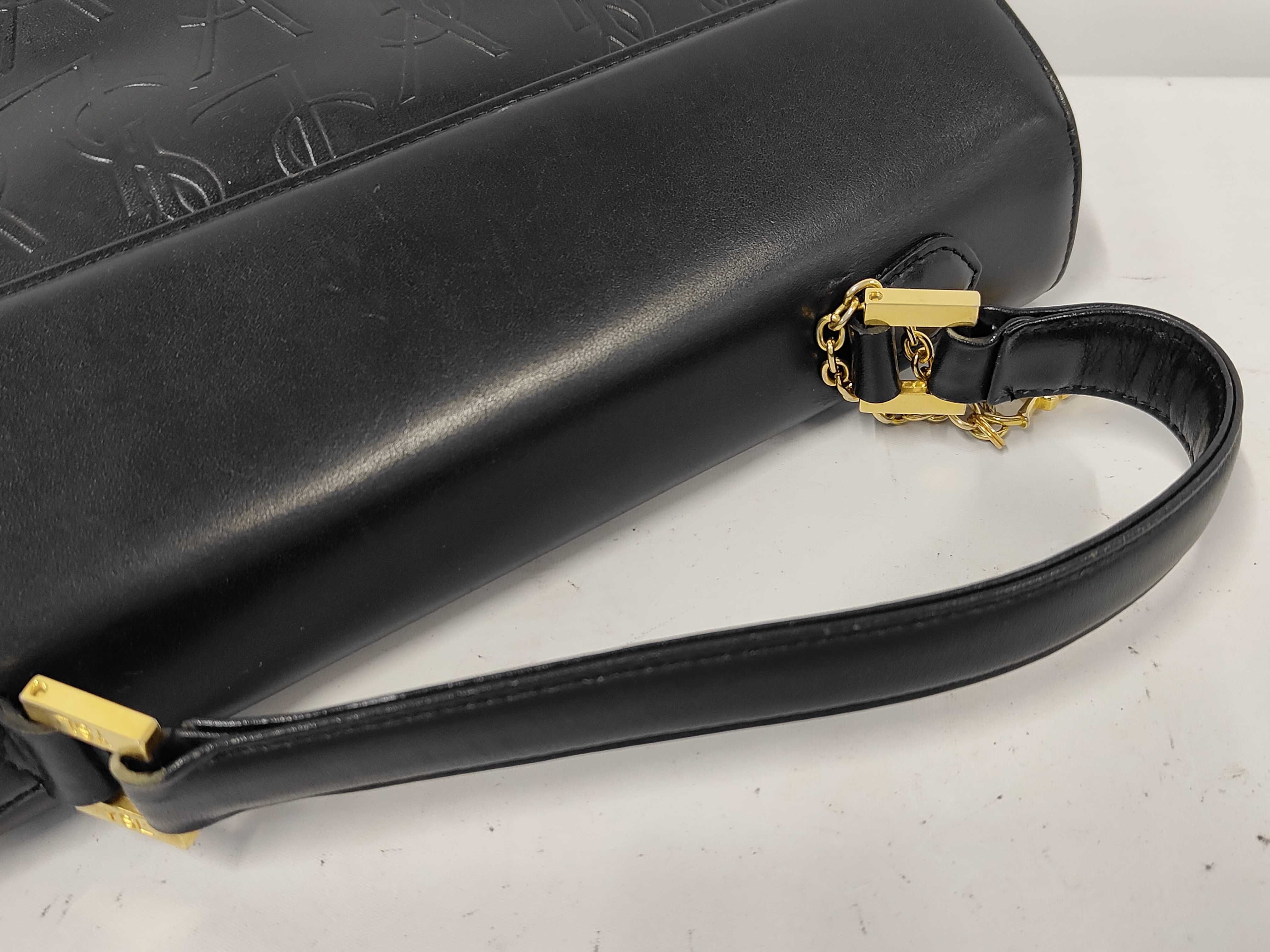 logo charm handbag, black handbag — view 3