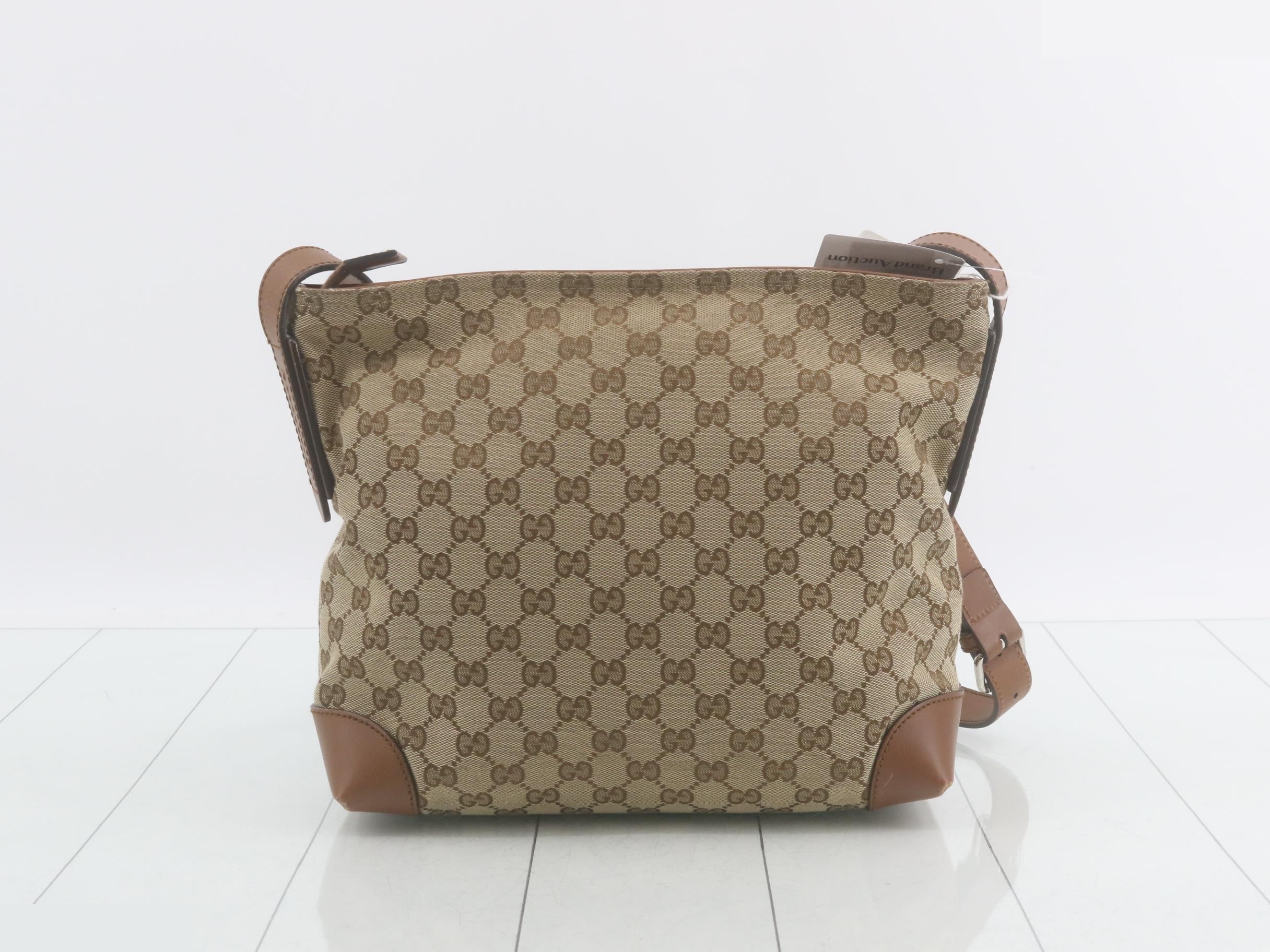 GG Canvas Shoulder Bag — view 2