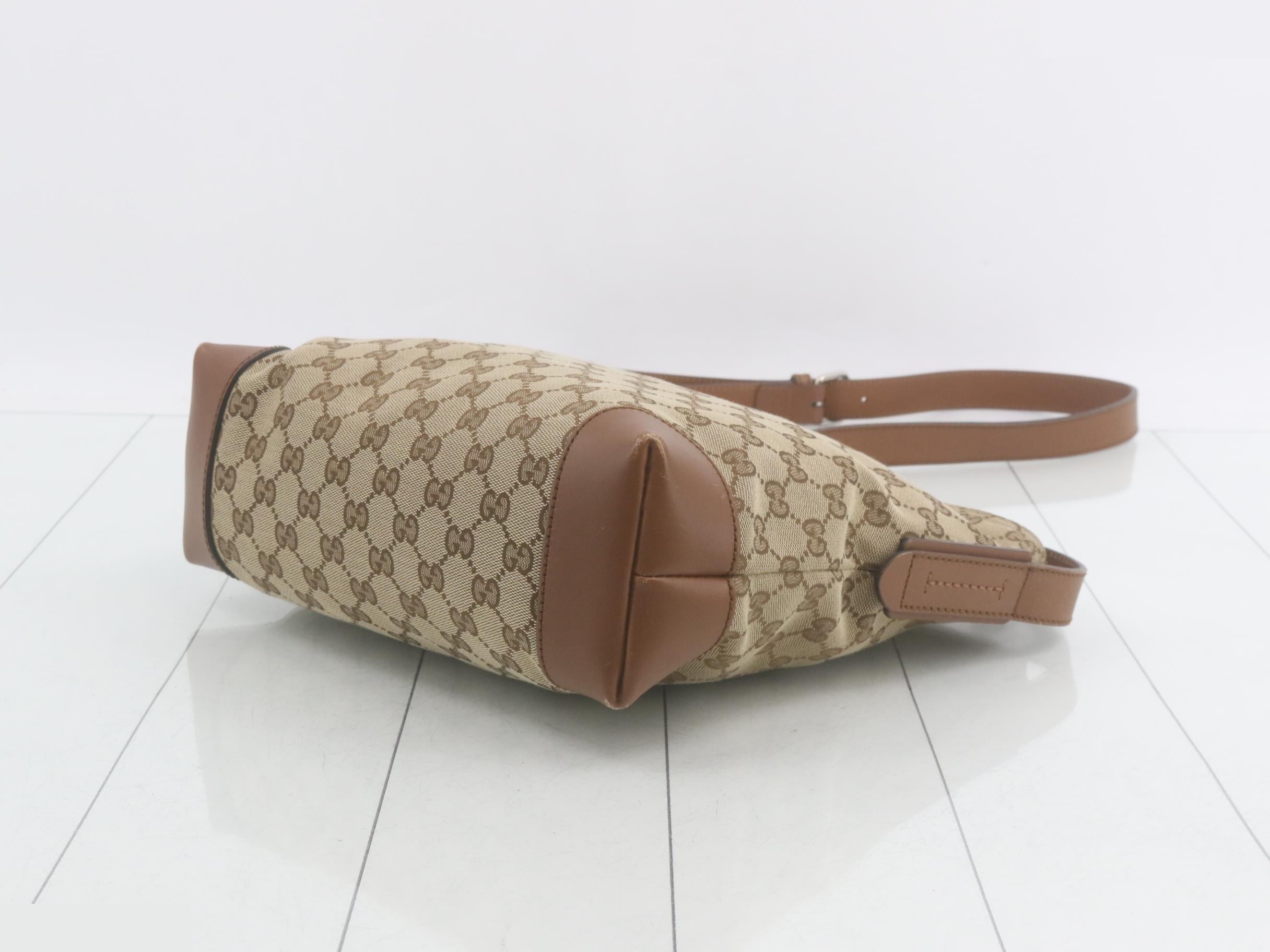 GG Canvas Shoulder Bag — view 6