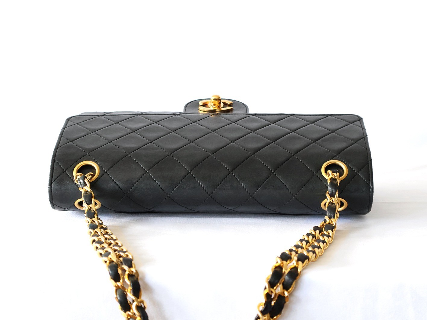 Matelassé 25 Lambskin Double Flap Double Chain Shoulder Bag, Black — view 8