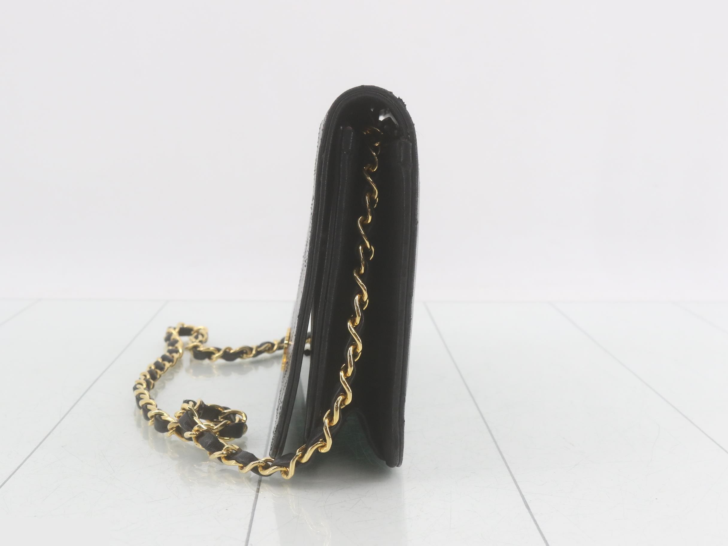 Matelassé (bag) - Shoulder bag — view 3