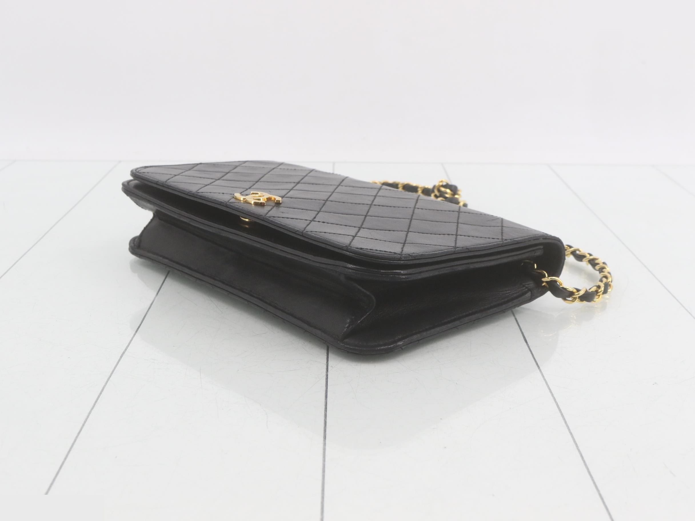 Matelassé (bag) - Shoulder bag — view 6