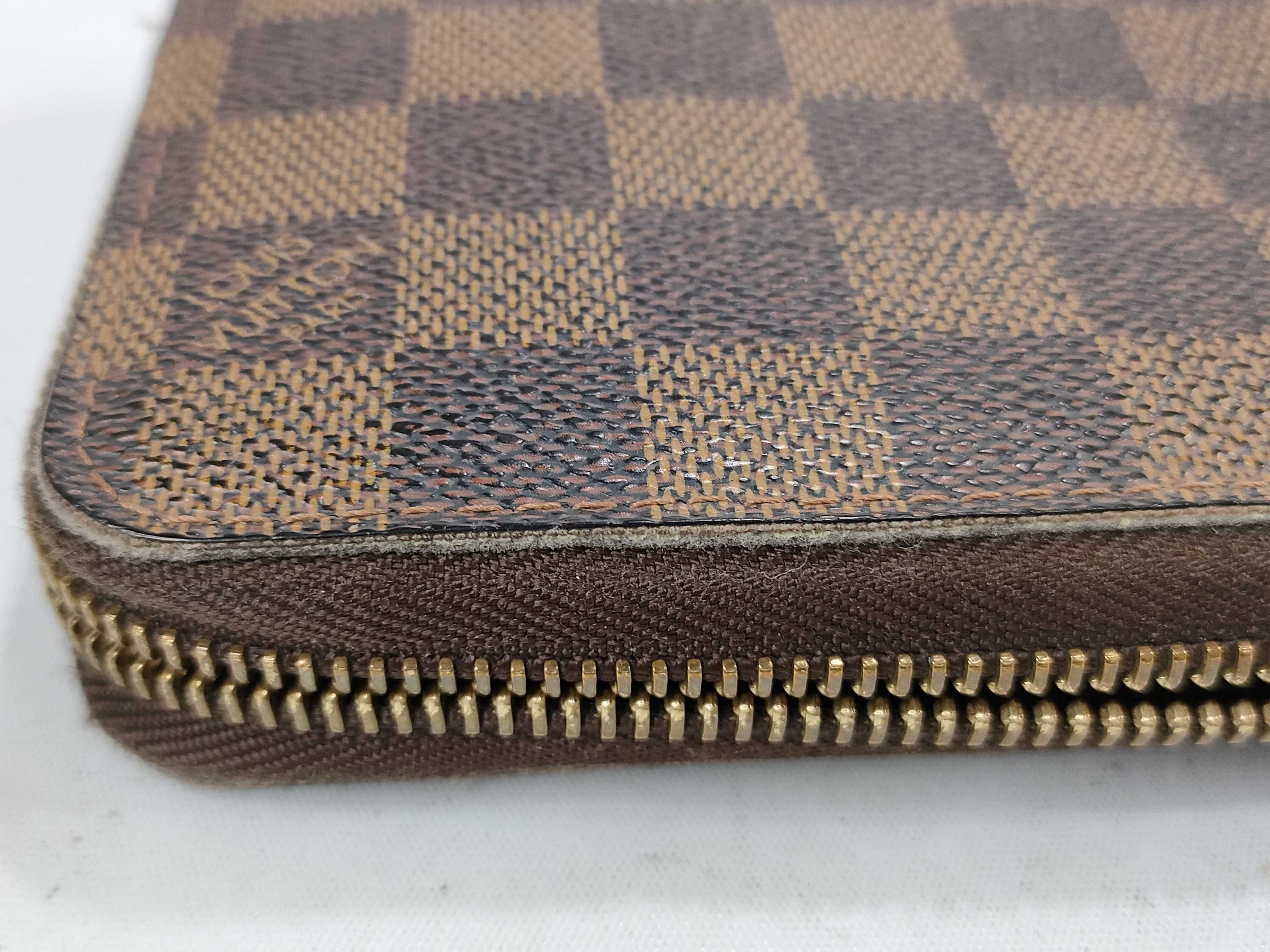Damier Zippy Wallet VI2068 — view 15