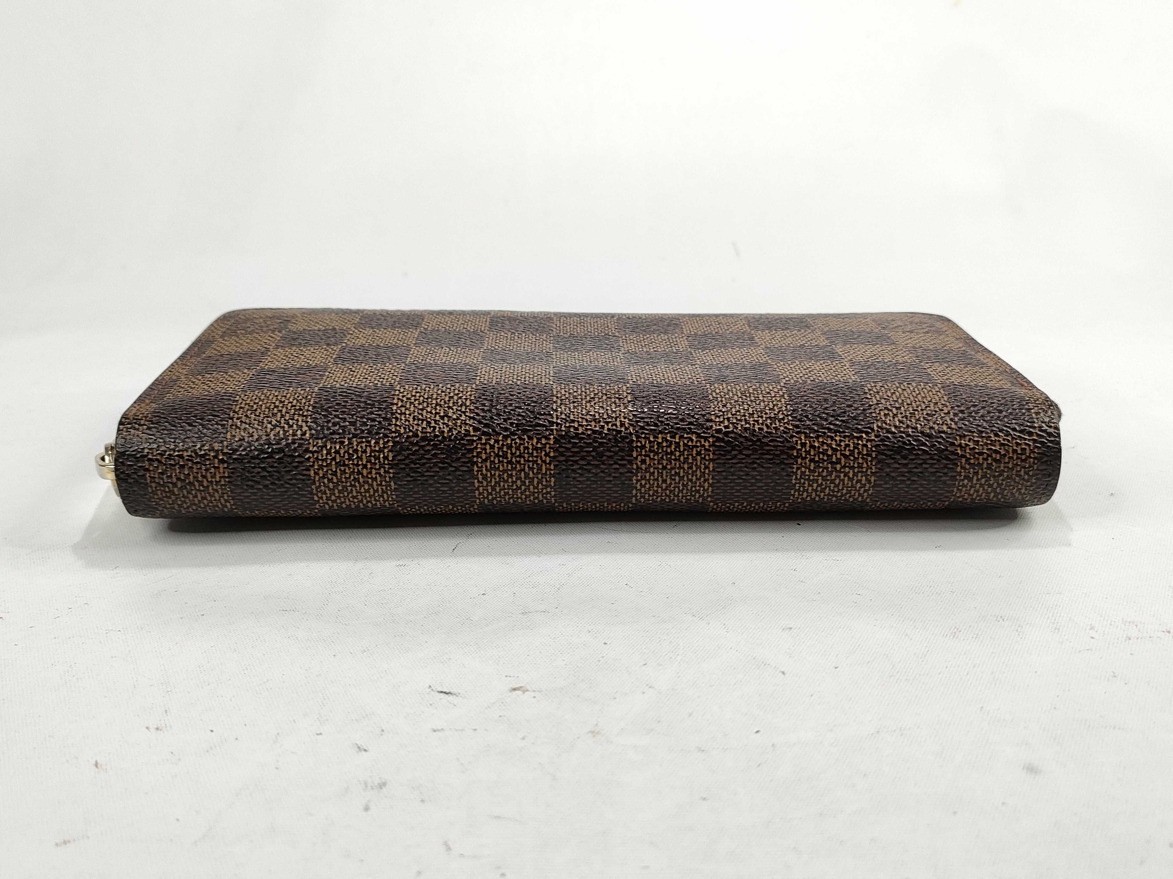 Damier Zippy Wallet VI2068 — view 3