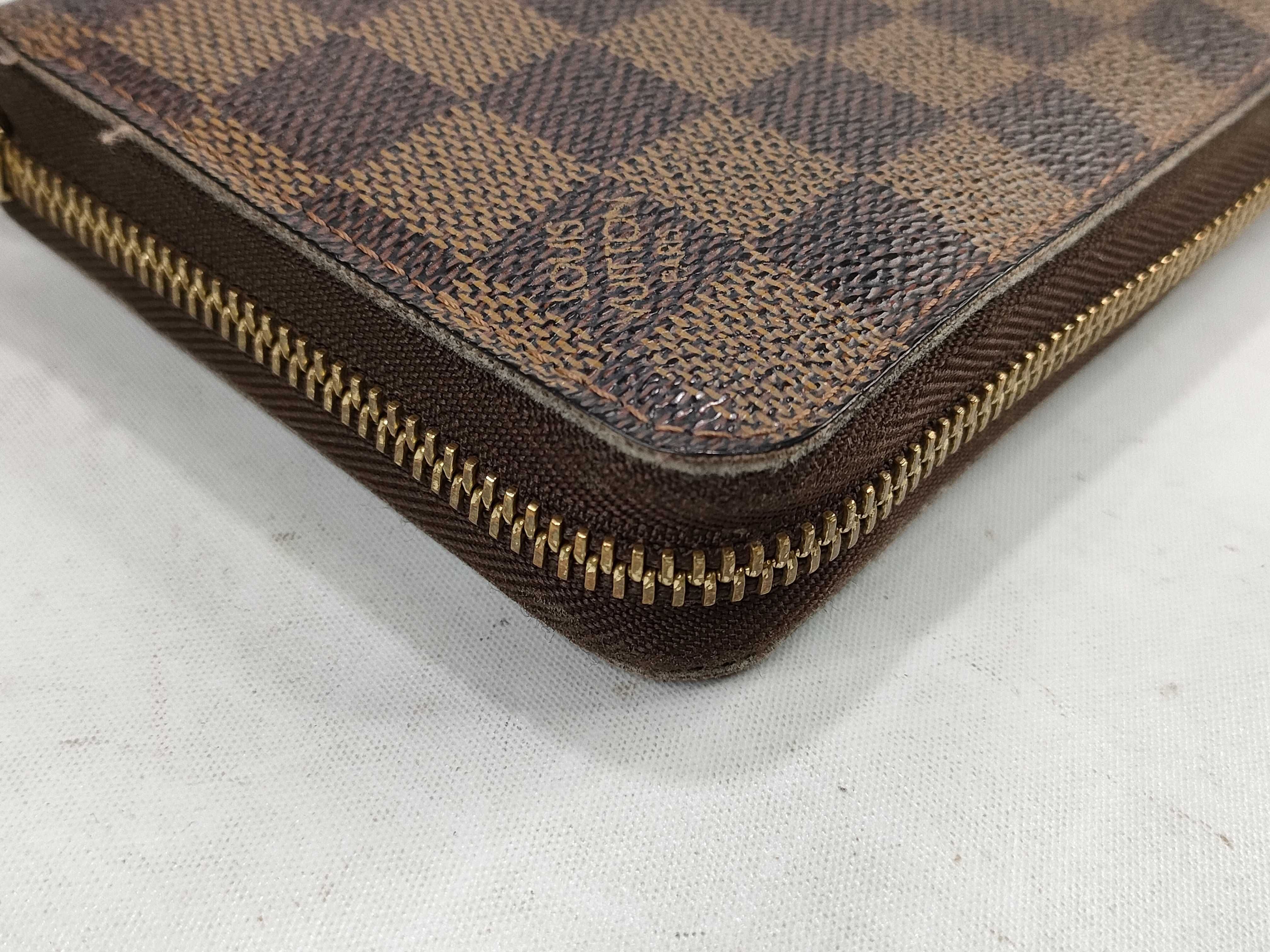 Damier Zippy Wallet VI2068 — view 4