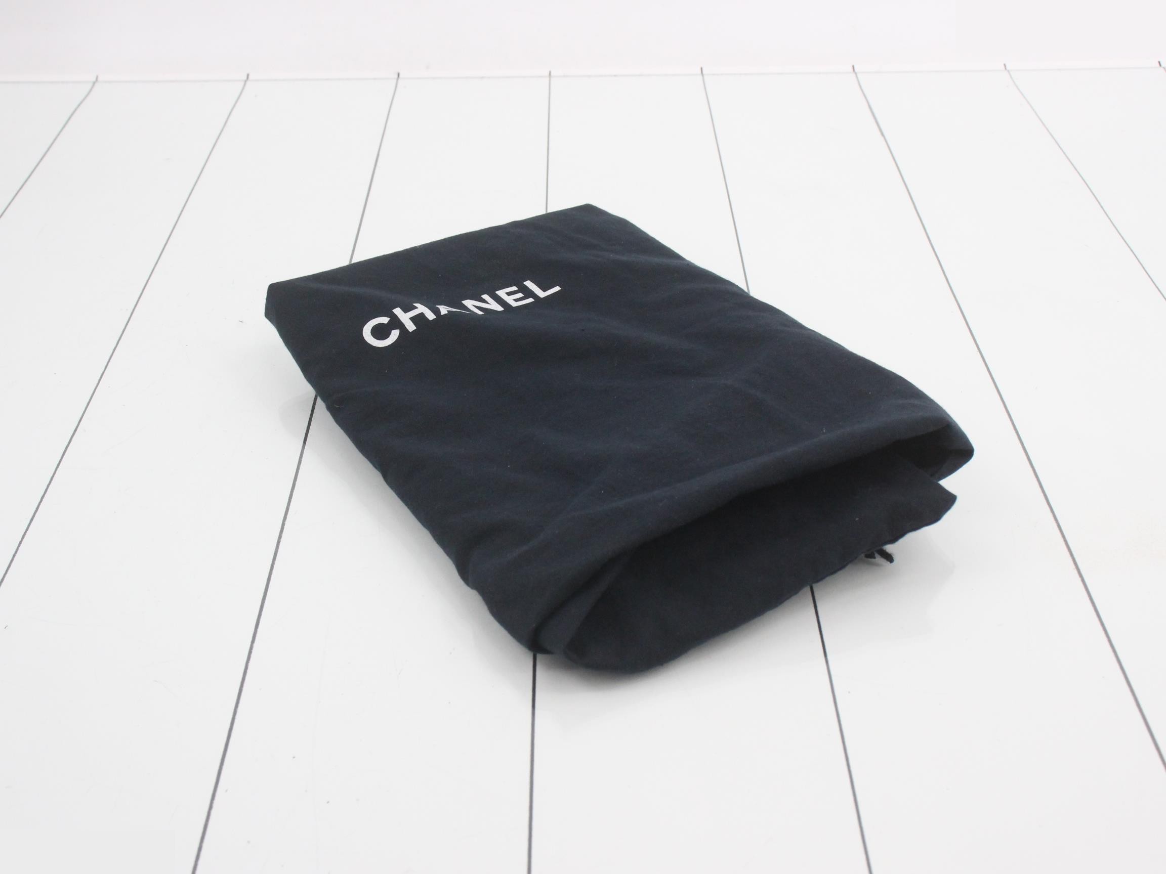 New Travel Line Nylon Tote Bag, Black — view 7