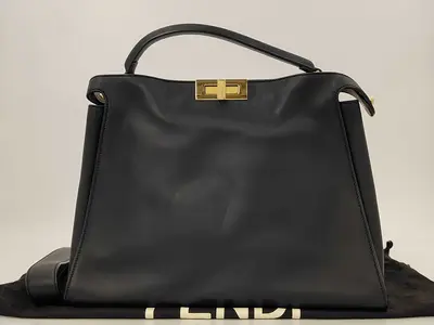 Peekaboo Essentially 8BN300 Black Calfskin 2-Way Handbag