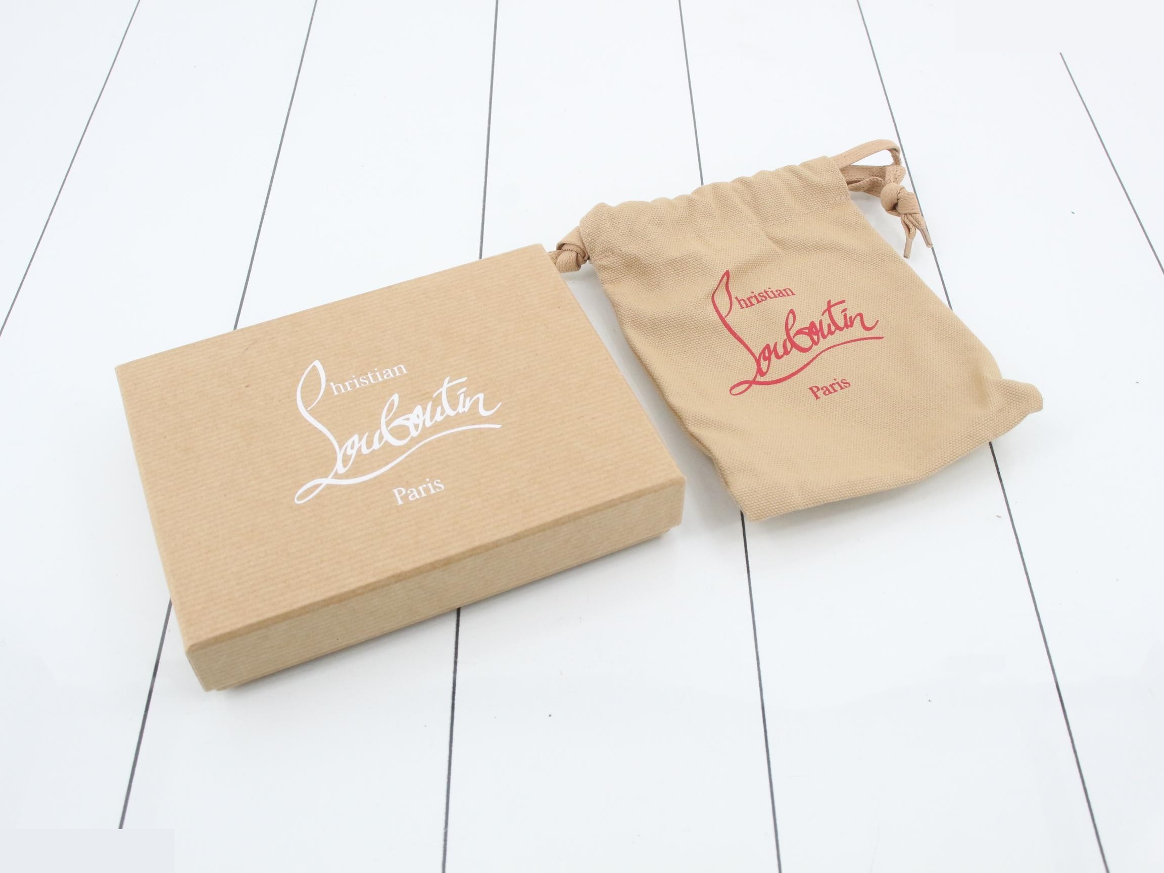 Other lines: Bags and Wallets — view 5