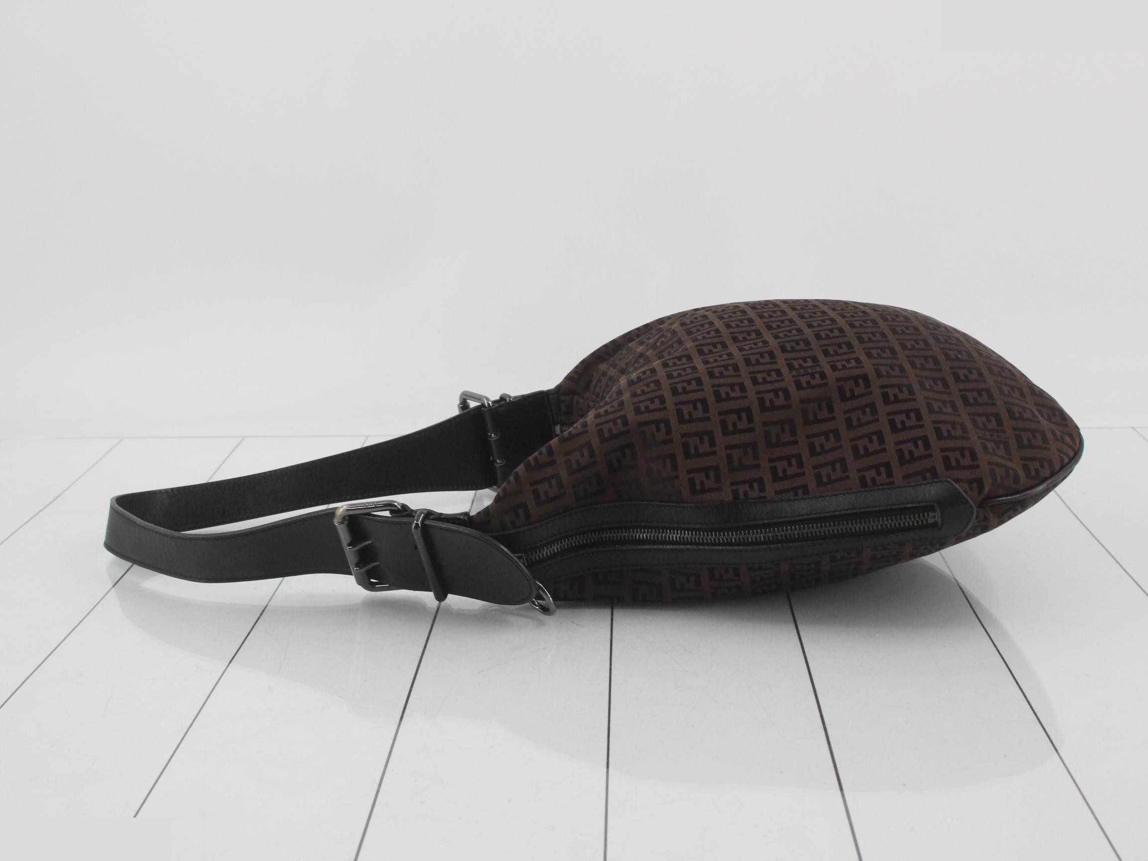 Zucchino Shoulder Bag — view 4