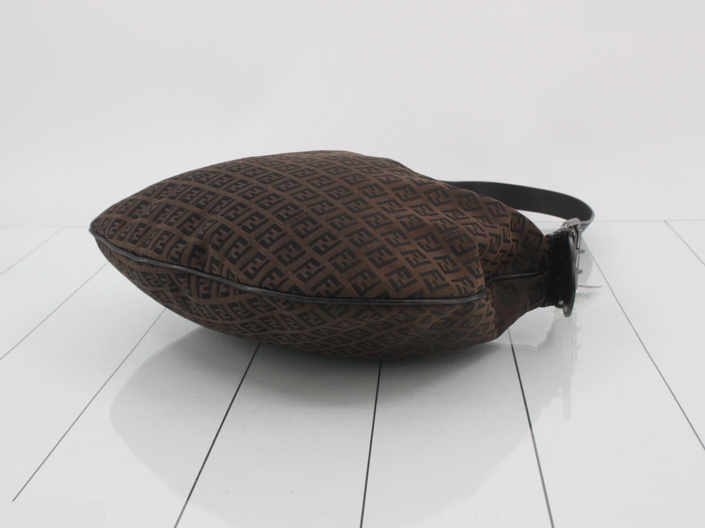 Zucchino Shoulder Bag — view 6