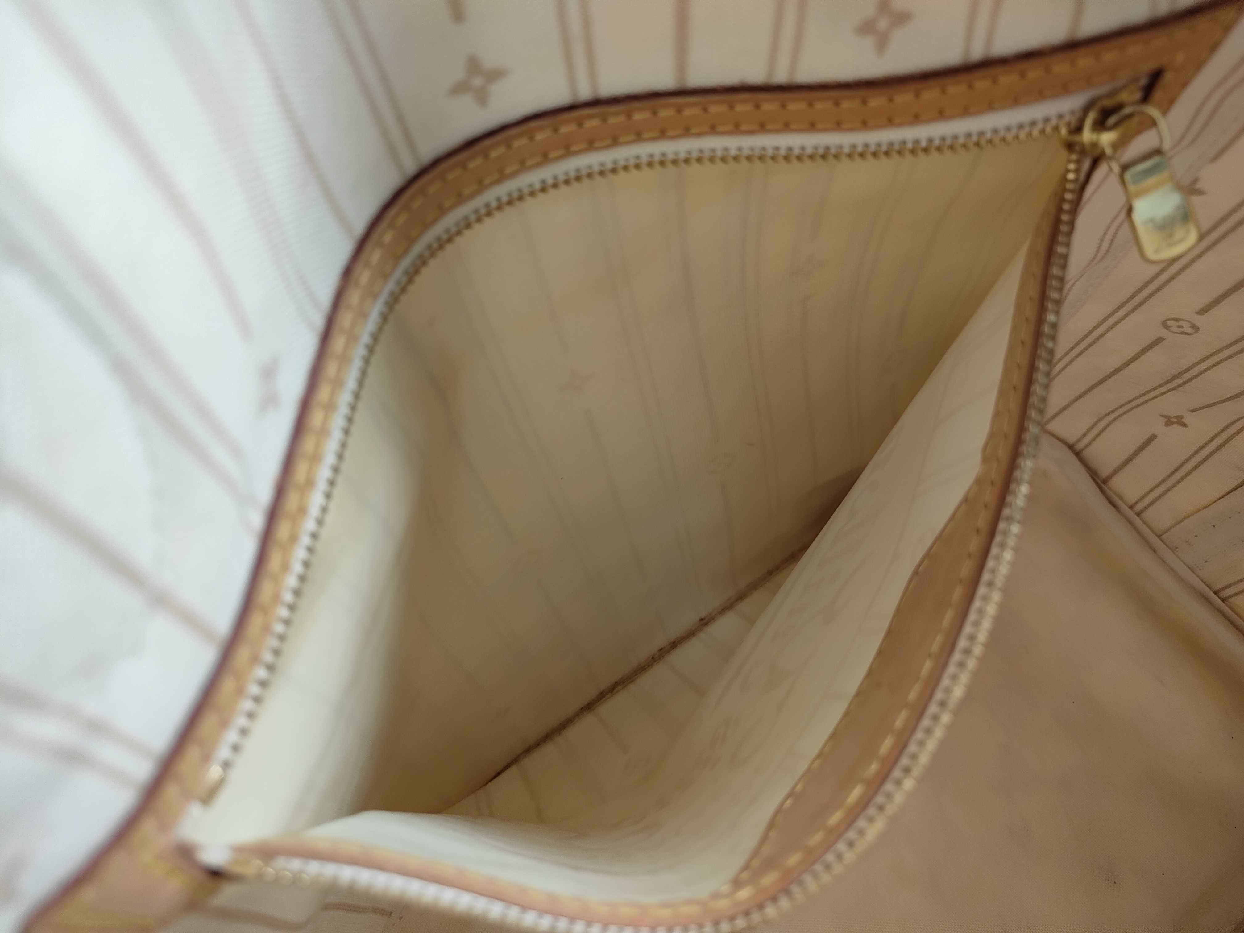 Damier Azur Neverfull MM N51107 AR2101 White Tote Bag — view 12