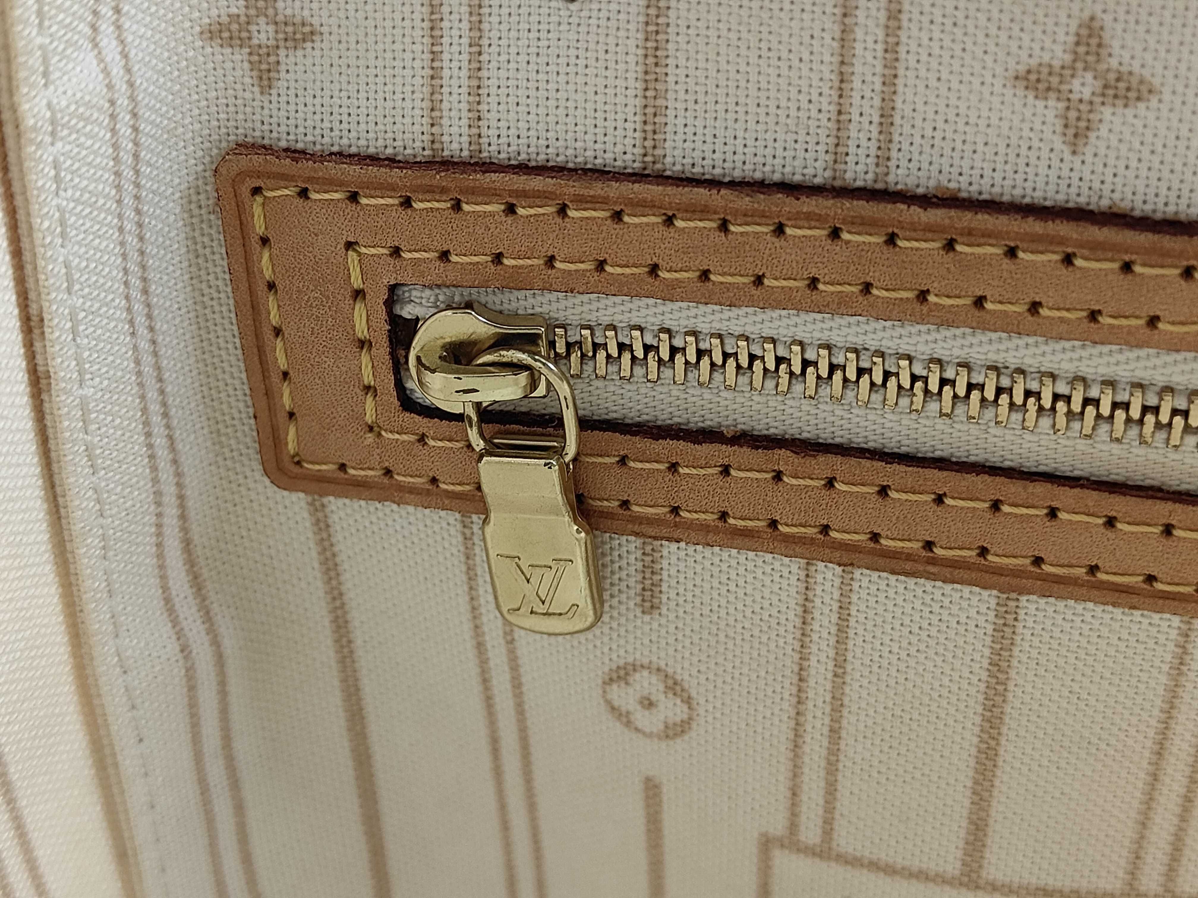 Damier Azur Neverfull MM N51107 AR2101 White Tote Bag — view 13