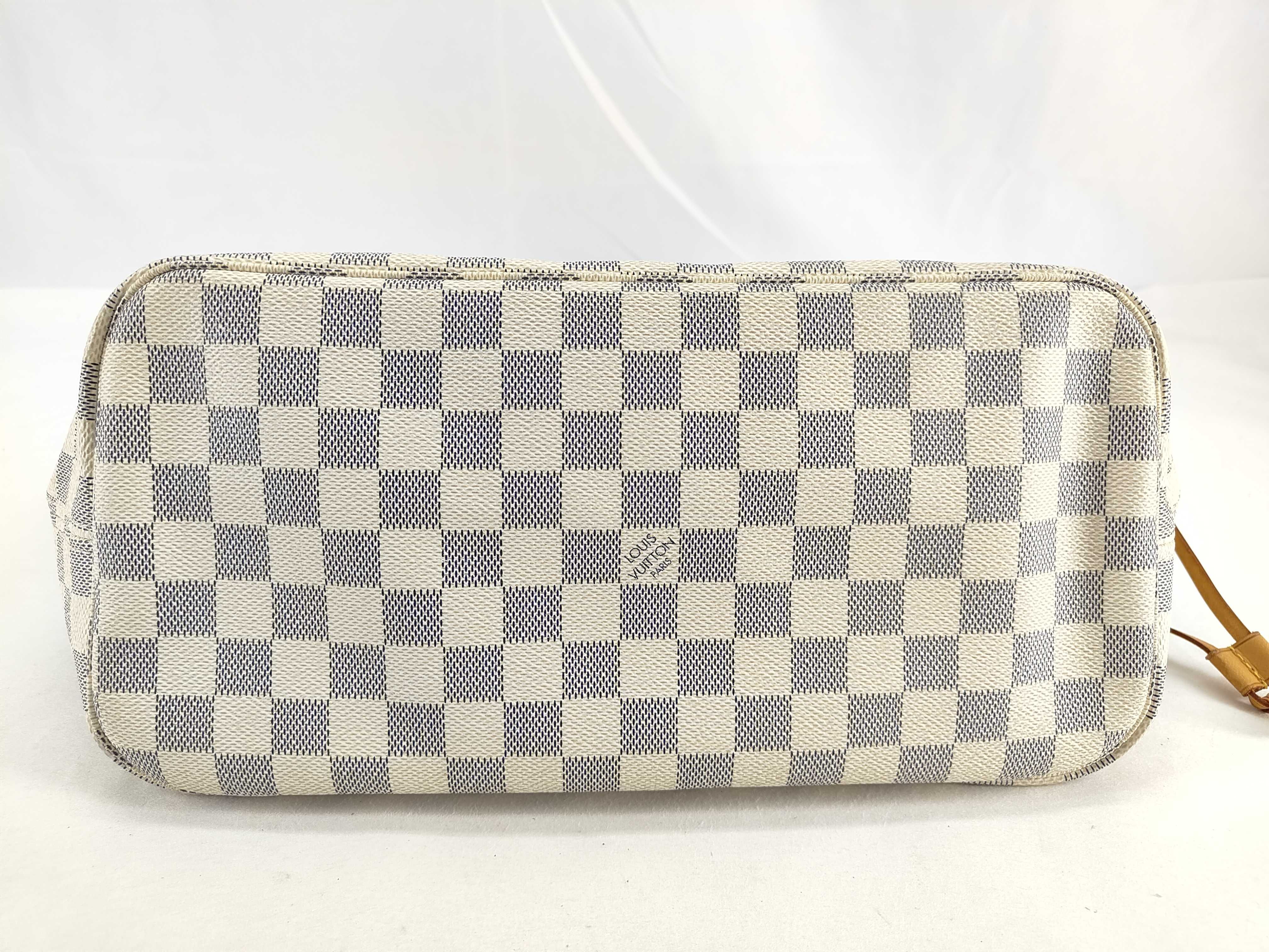 Damier Azur Neverfull MM N51107 AR2101 White Tote Bag — view 9
