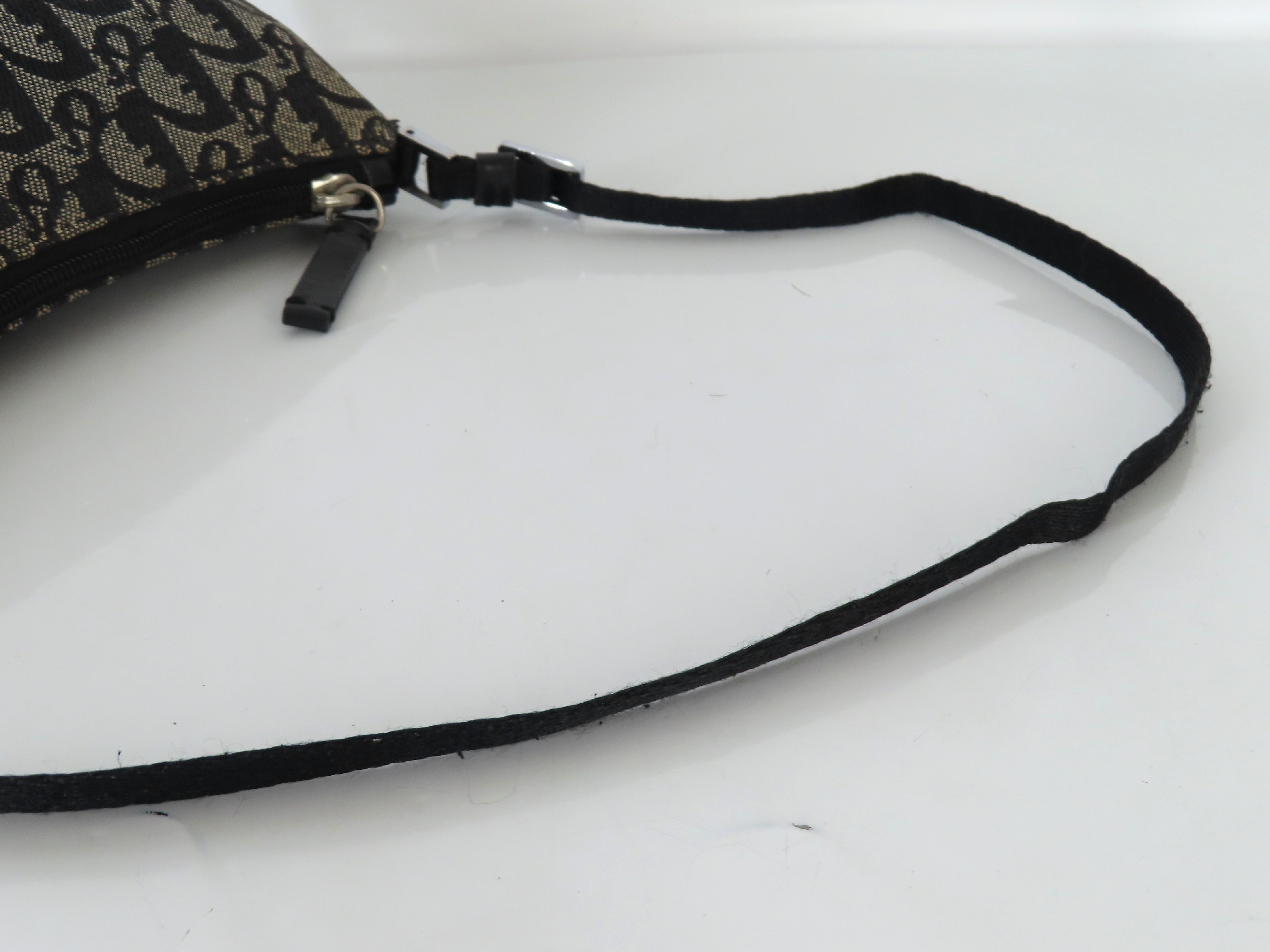 Trotter Canvas Handbag Pouch — view 3