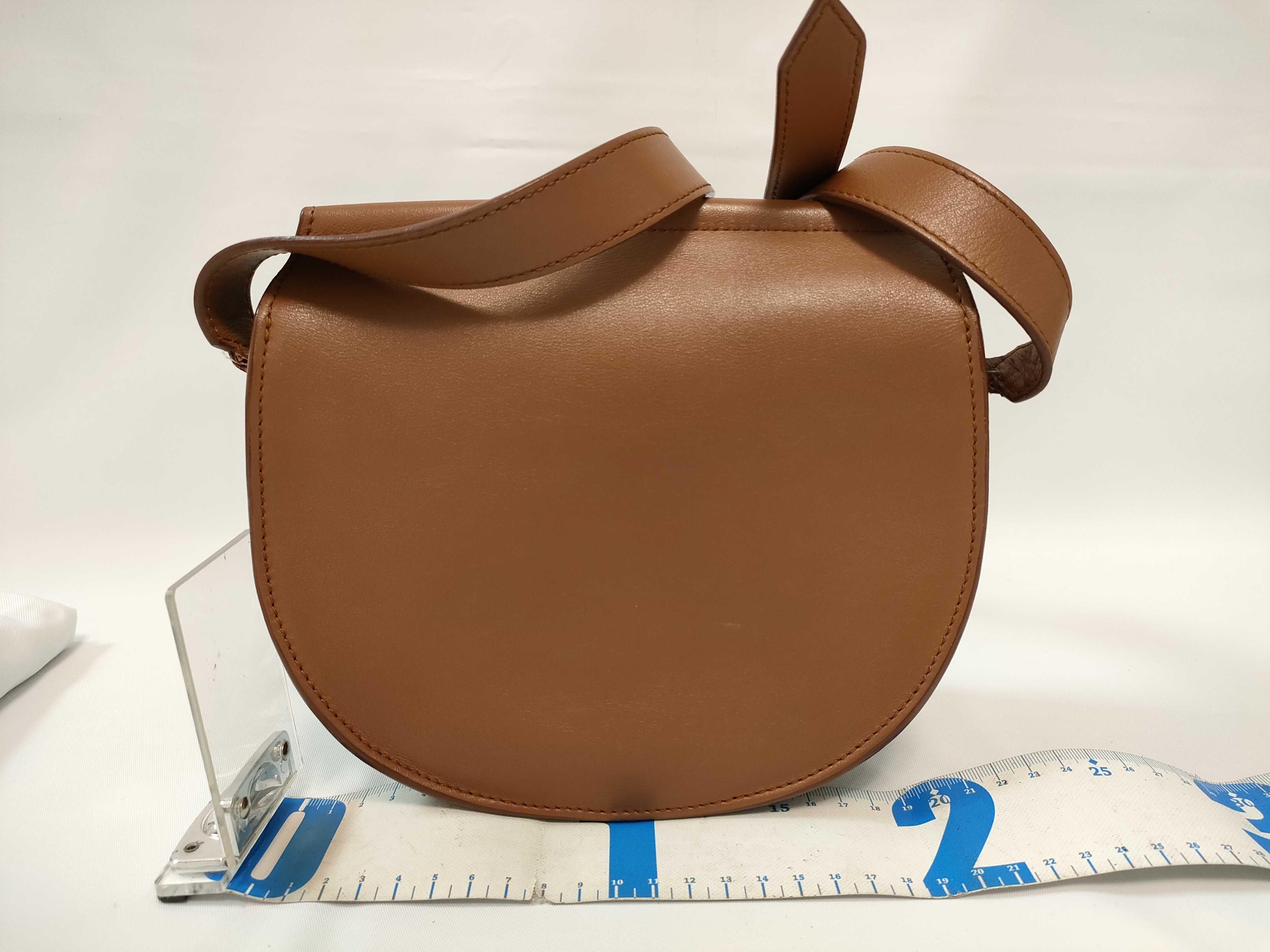 SG- Infinity Saddle Leather Shoulder Bag Brown — view 2