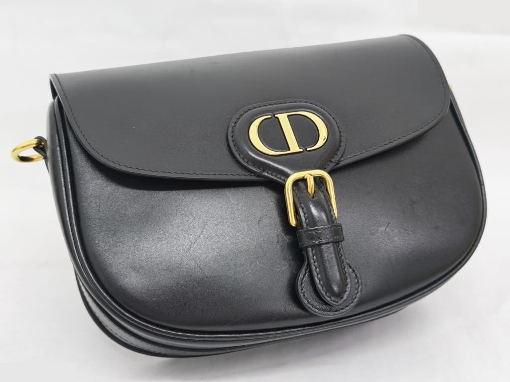 BOBBY MEDIUM BLACK LAMBSKIN GHW — view 3