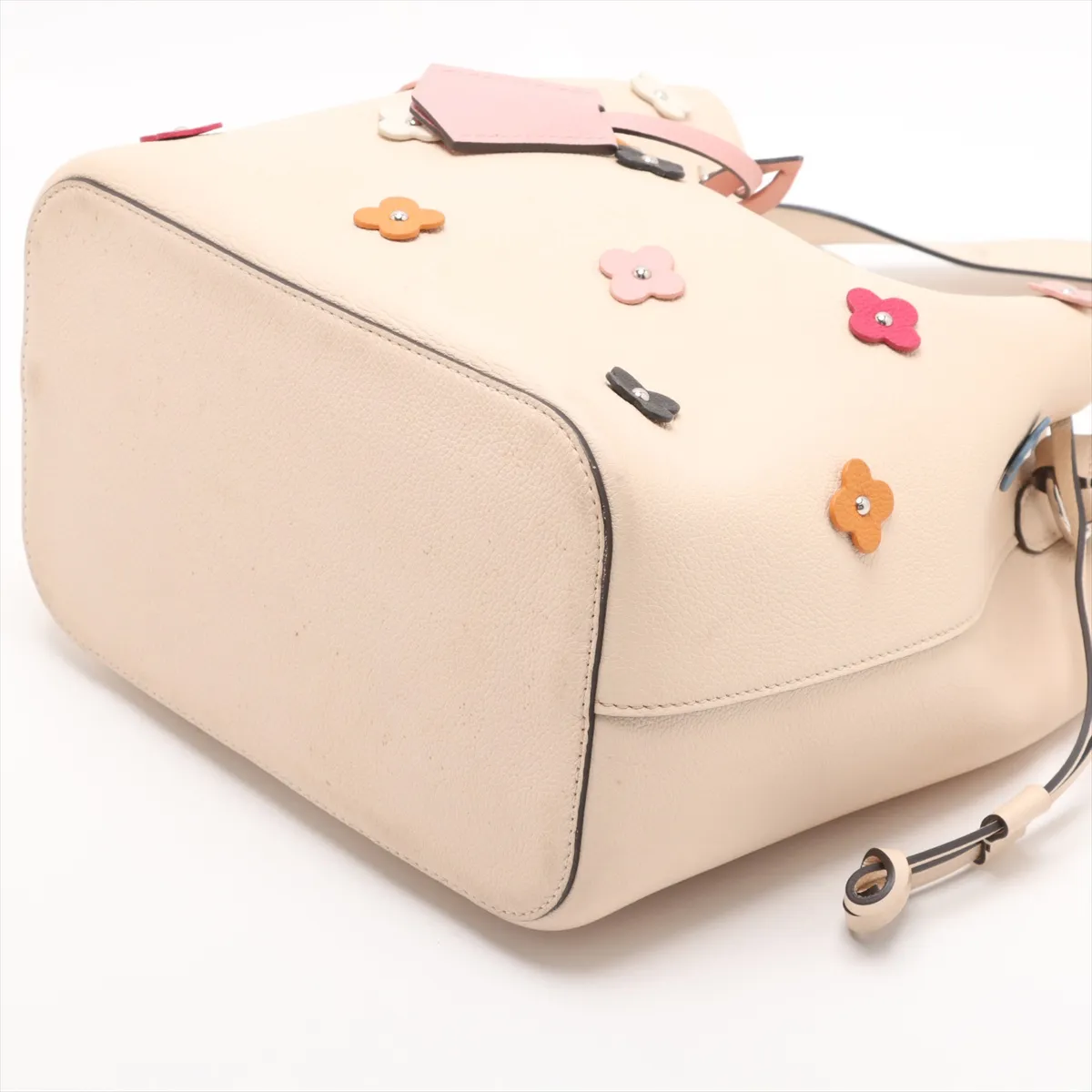 Calf Leather x Leather Lock Me Bucket M53081 DU1118 Beige RFID Reactive — view 3