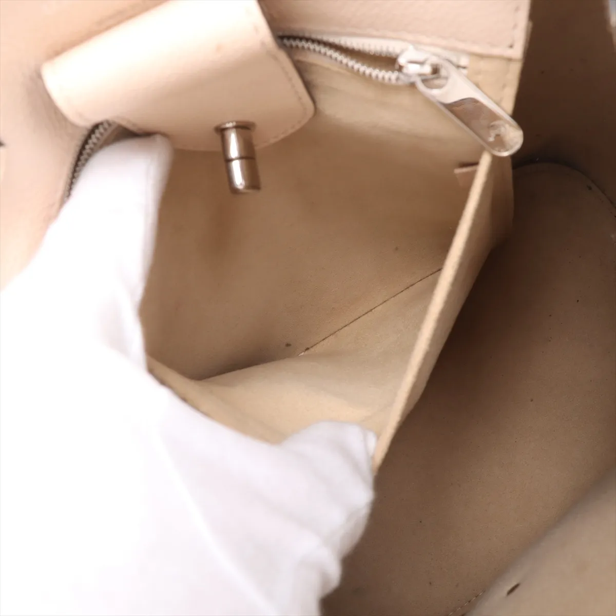 Calf Leather x Leather Lock Me Bucket M53081 DU1118 Beige RFID Reactive — view 7