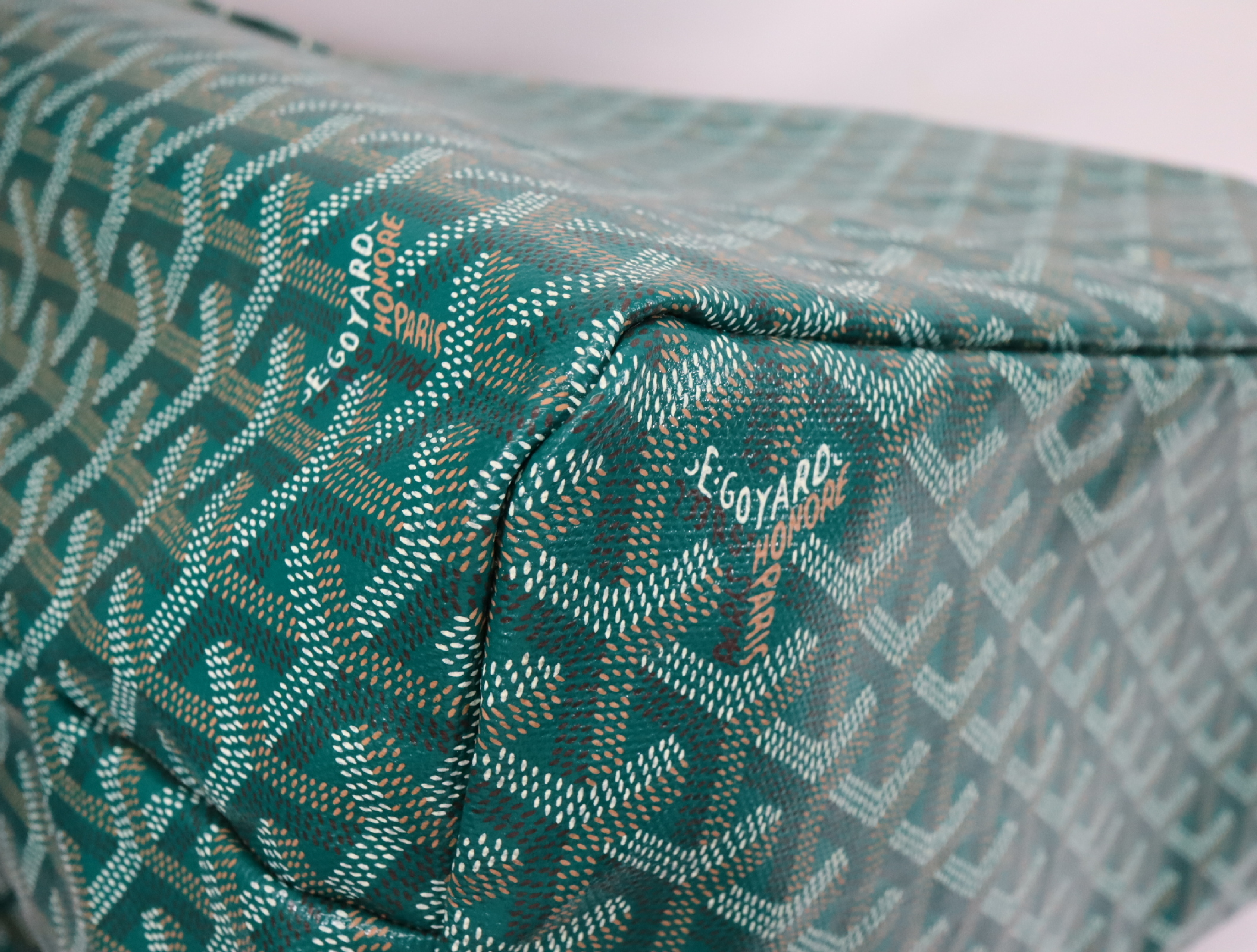 Saint Louis PM PVC x Leather Green Tote Bag — view 6