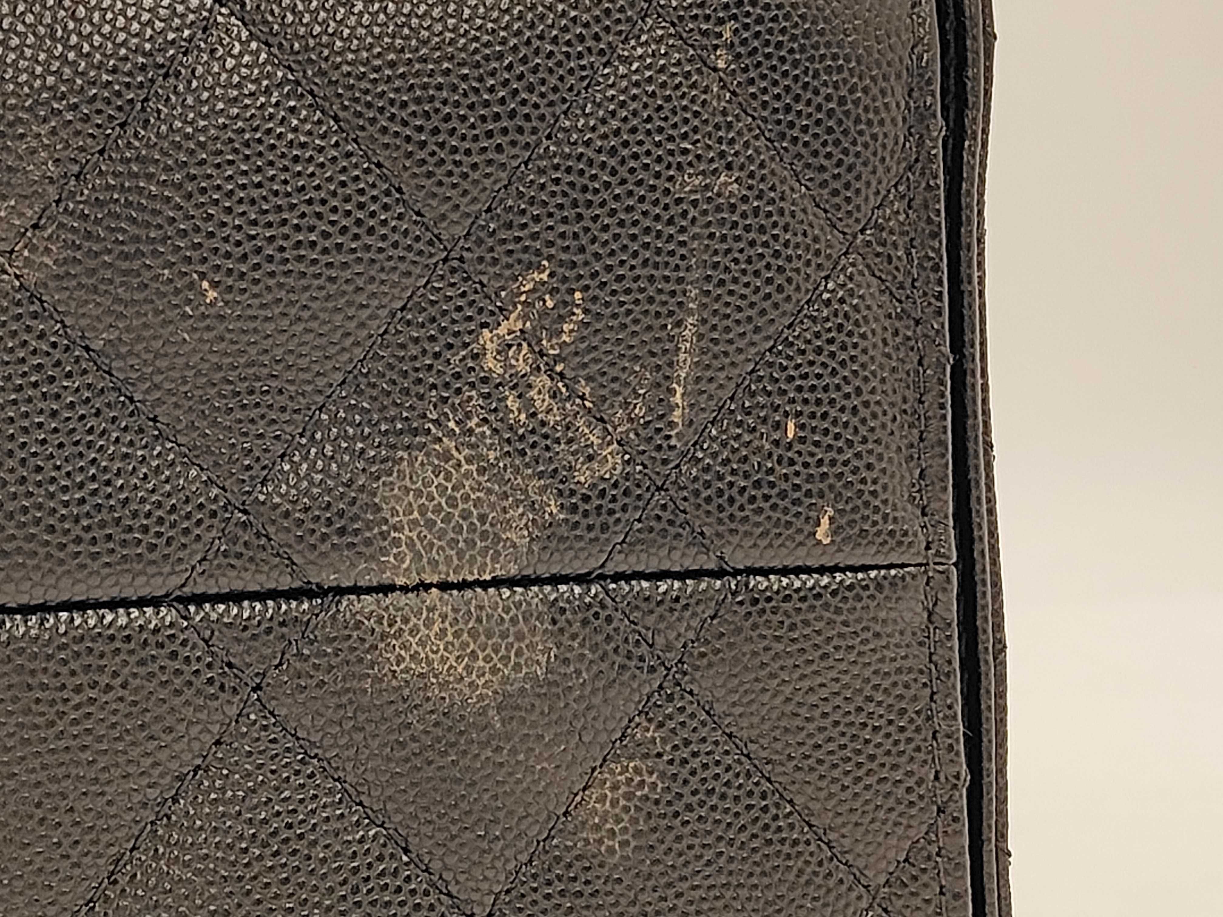 Caviar Skin Chanel 25 Mini Caviar Skin Gold Hardware Chain Shoulder Bag — view 4